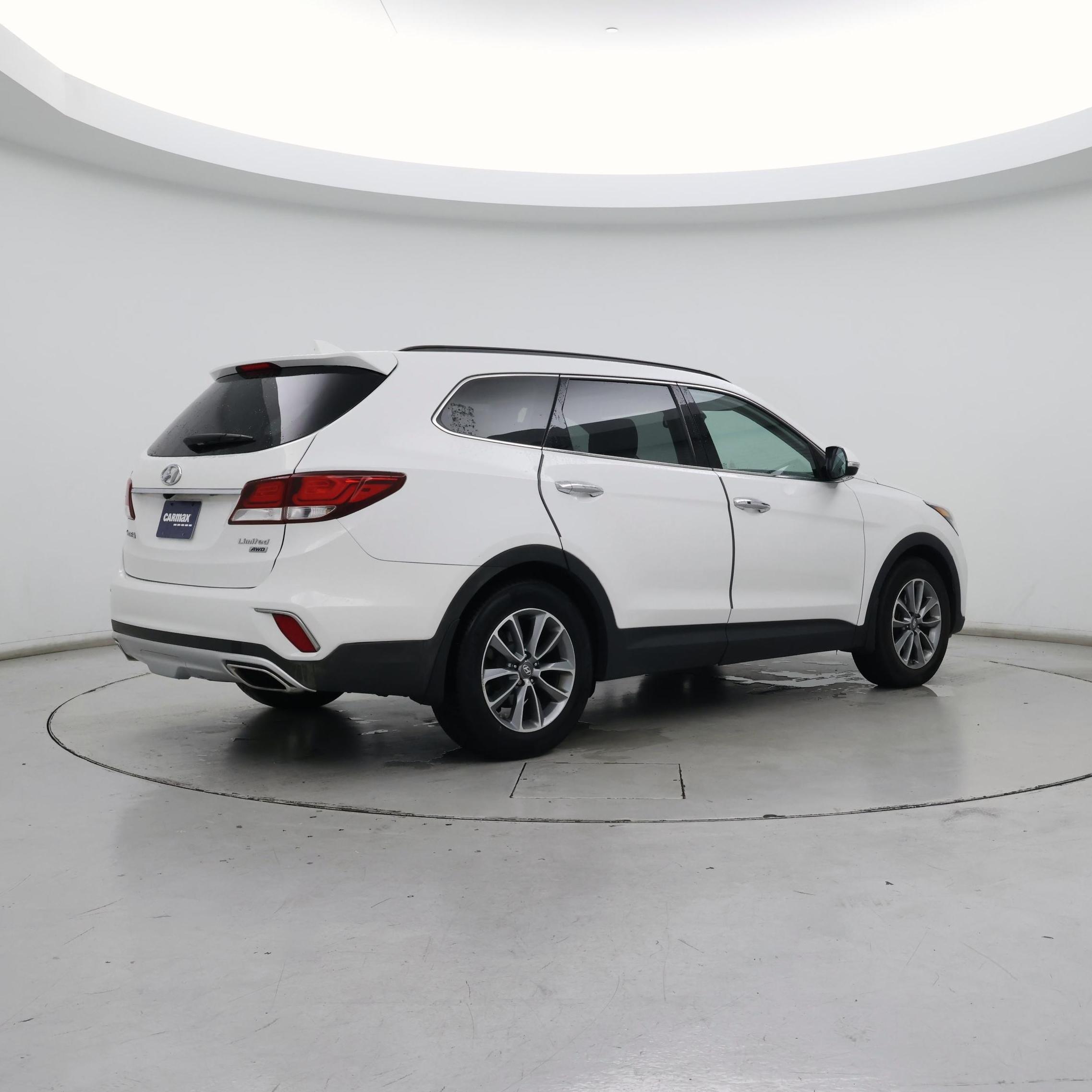 Thumbnail: 2017 Hyundai Santa Fe - 7