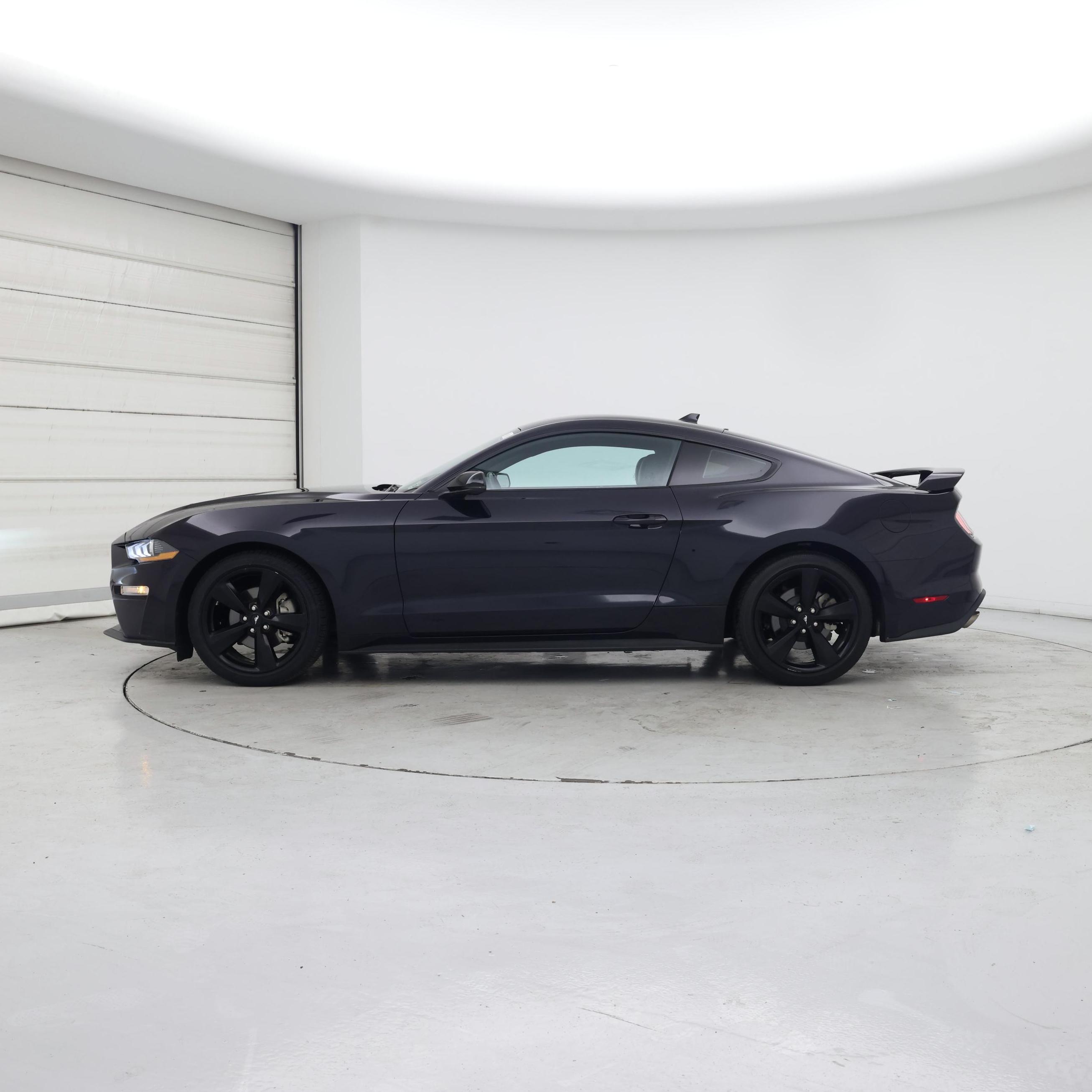 Thumbnail: 2022 Ford Mustang - 3