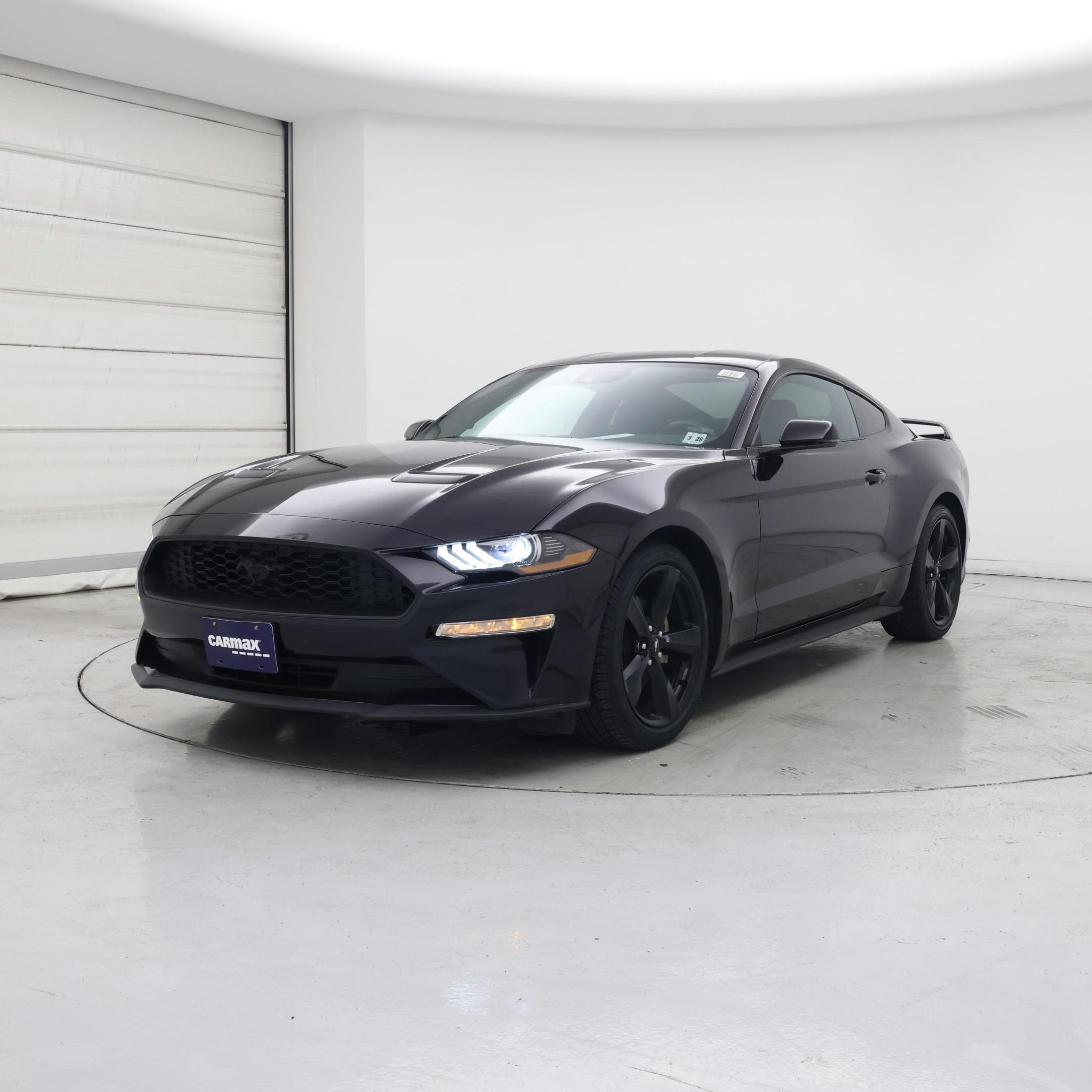 Thumbnail: 2022 Ford Mustang - 4