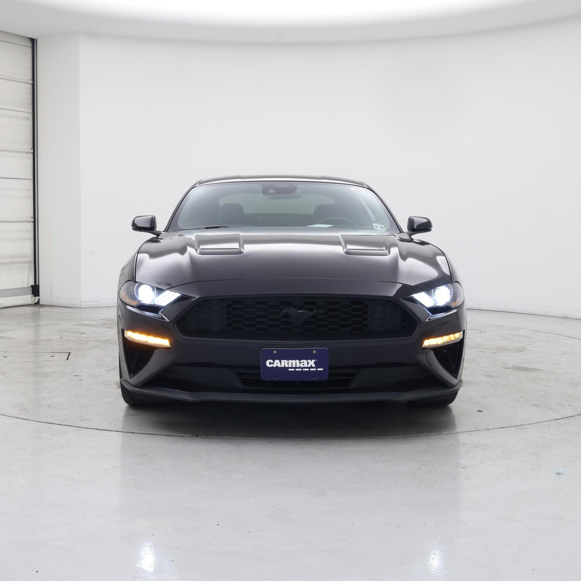 Thumbnail: 2022 Ford Mustang - 5