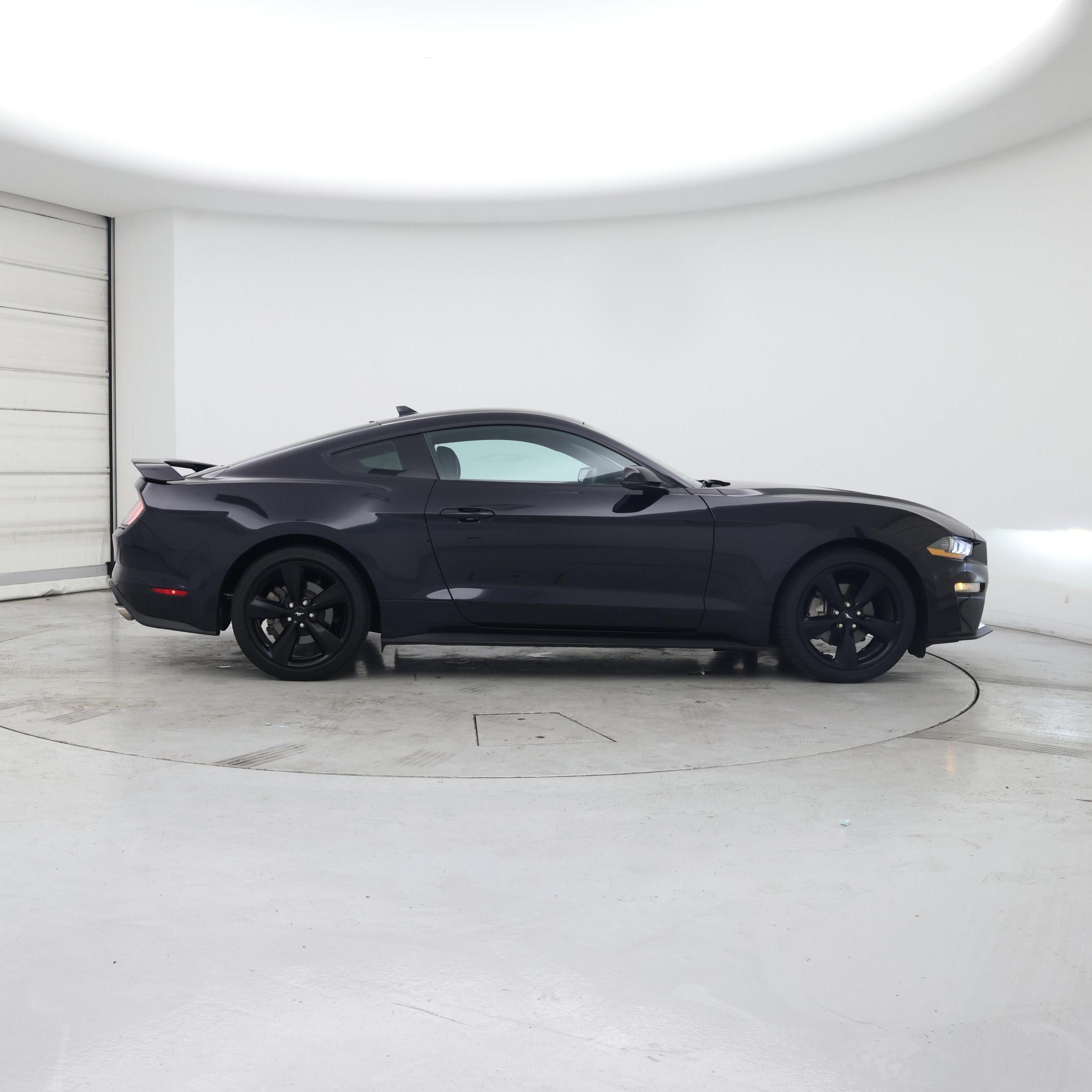 Thumbnail: 2022 Ford Mustang - 7