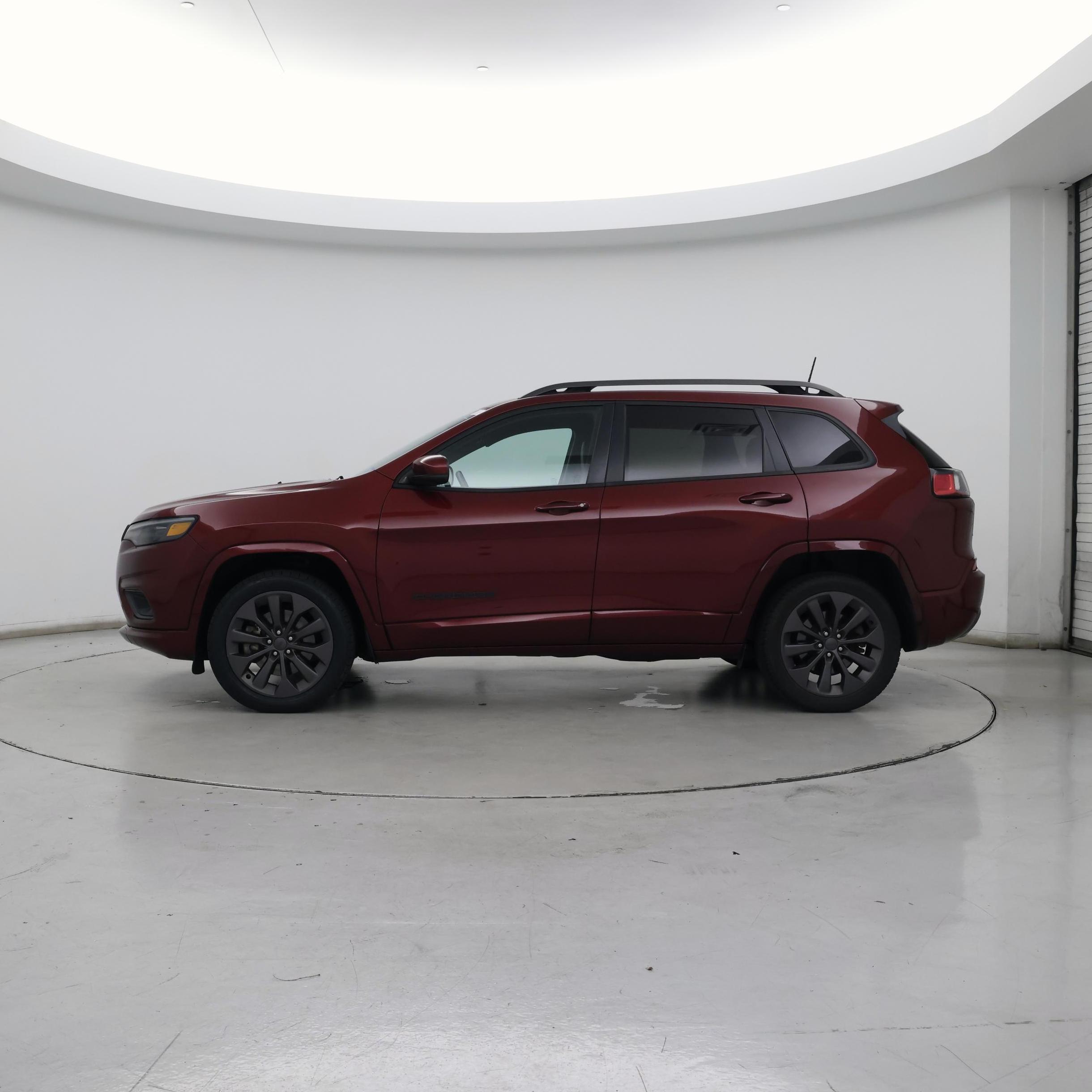 Thumbnail: 2020 Jeep Cherokee - 3