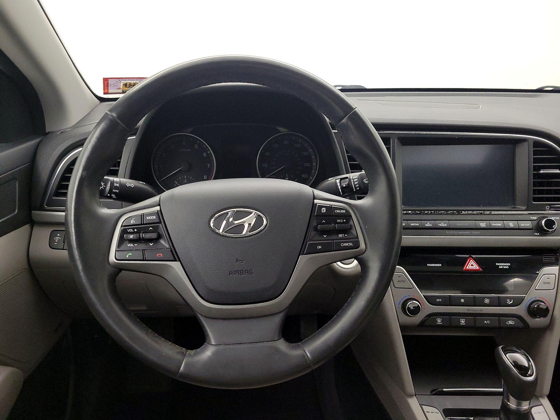 Thumbnail: 2017 Hyundai Elantra - 10