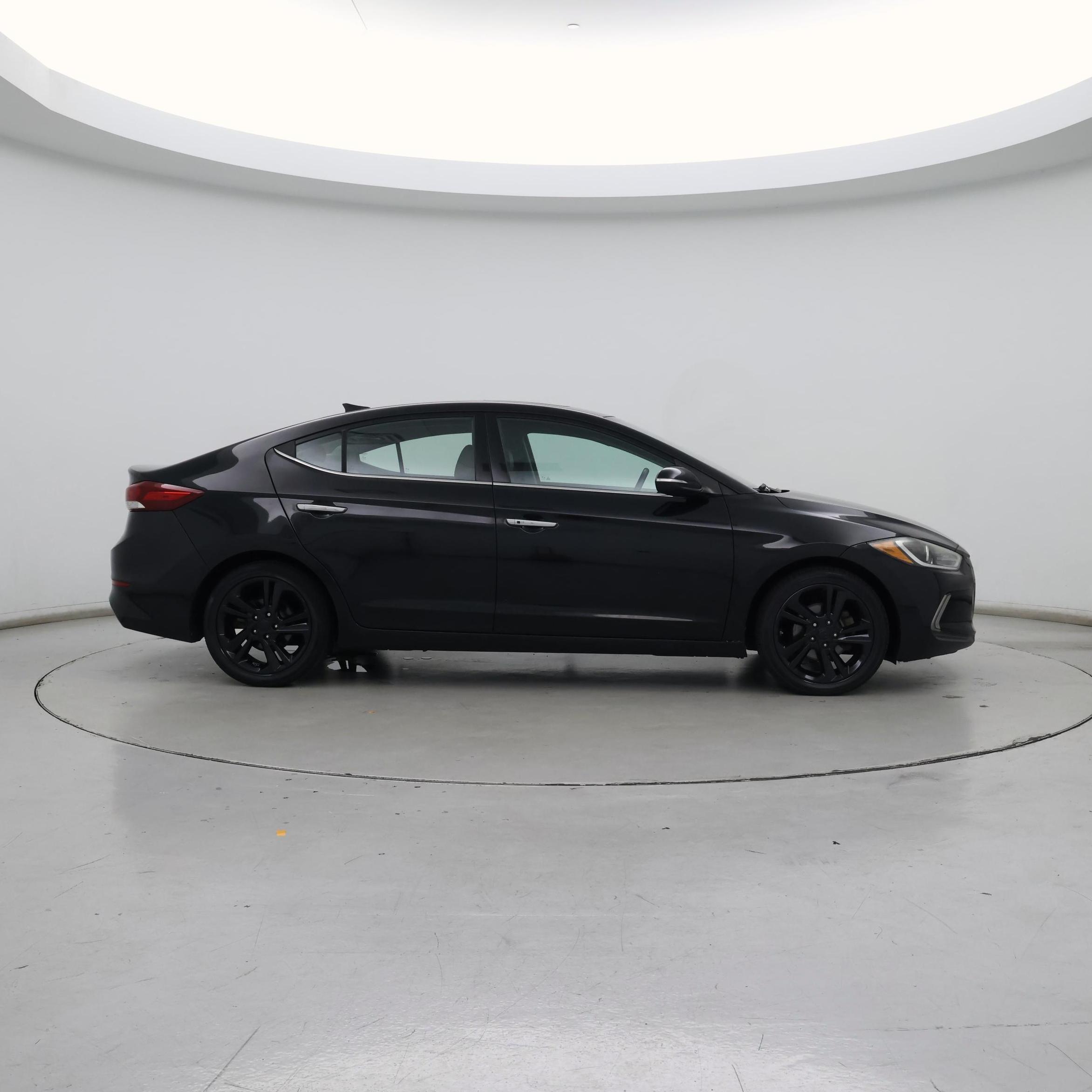 Thumbnail: 2017 Hyundai Elantra - 7