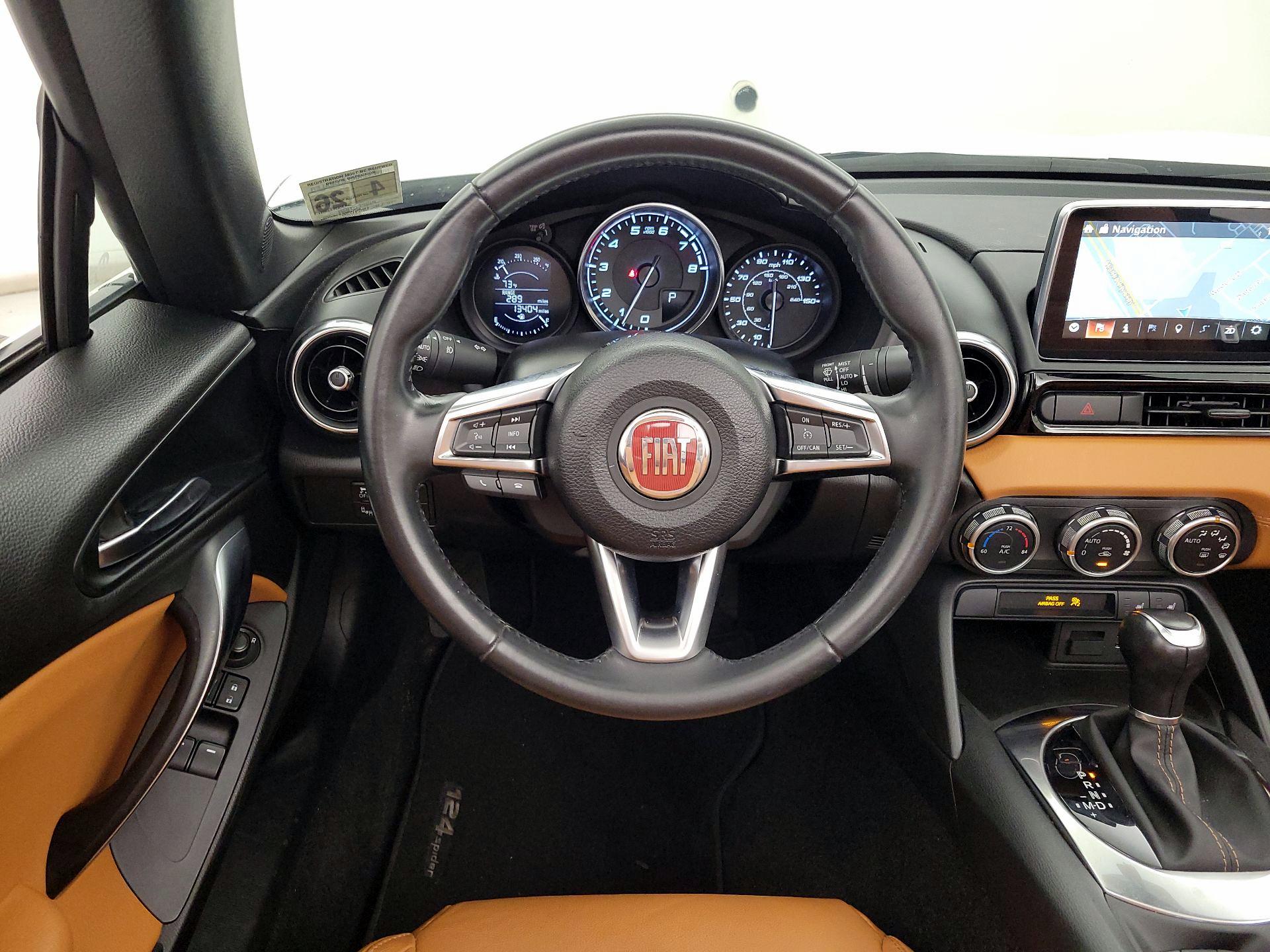 Thumbnail: 2020 Fiat 124 Spider - 10