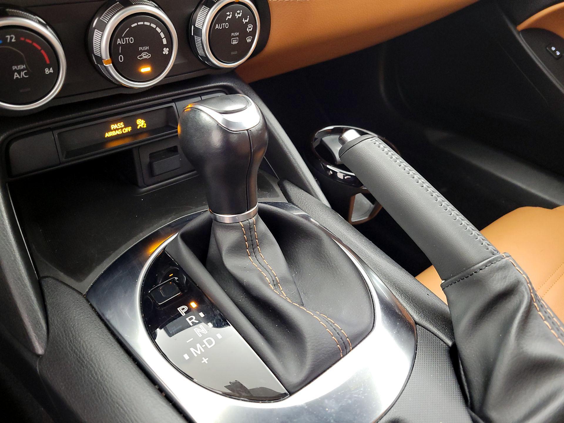 Thumbnail: 2020 Fiat 124 Spider - 18