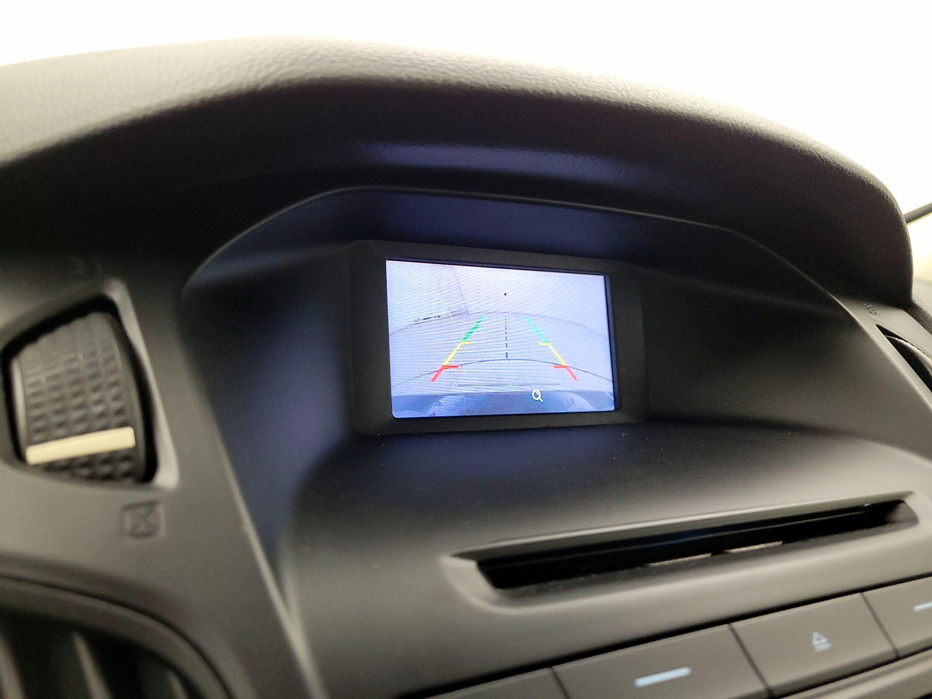 Thumbnail: 2015 Ford Focus - 14