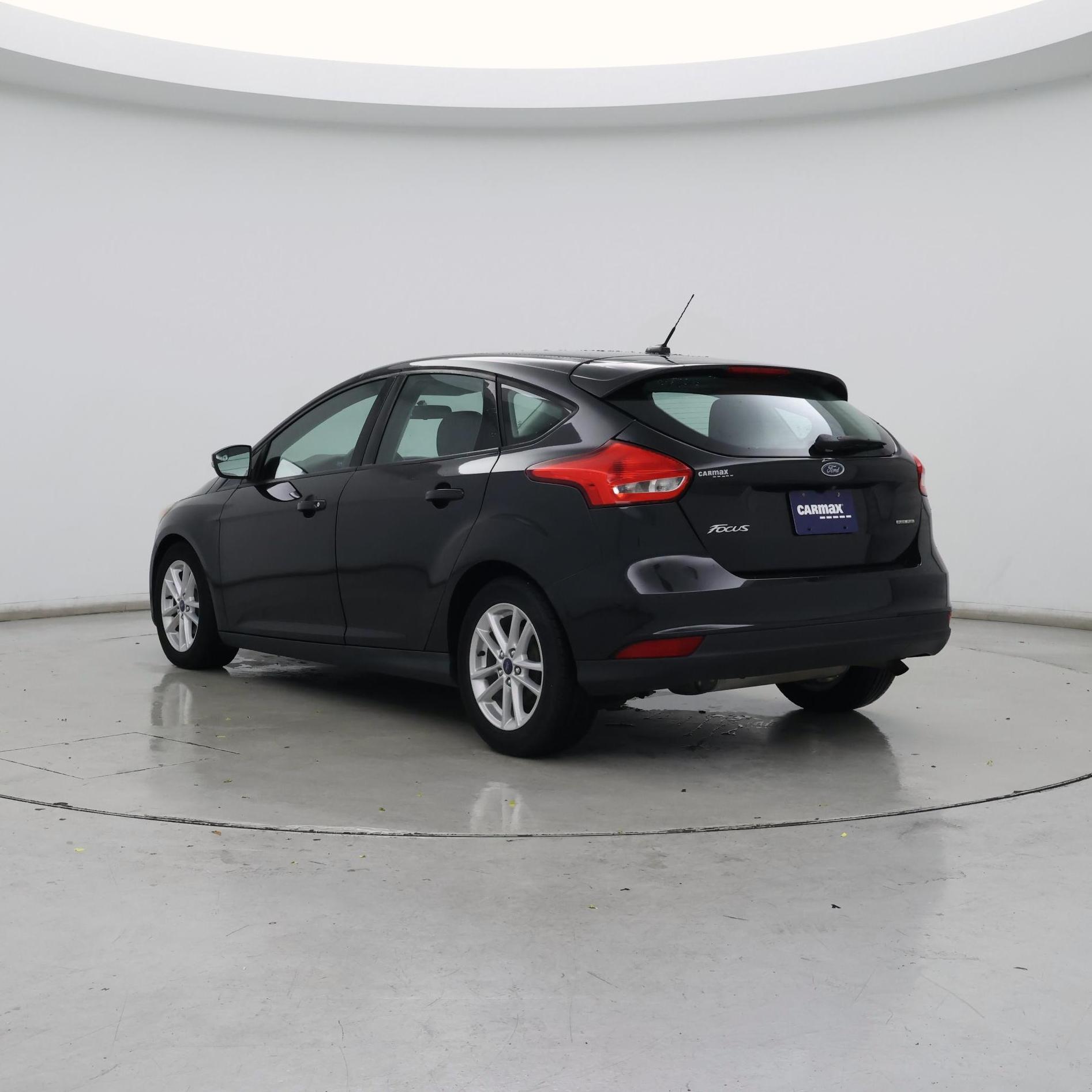 Thumbnail: 2015 Ford Focus - 2