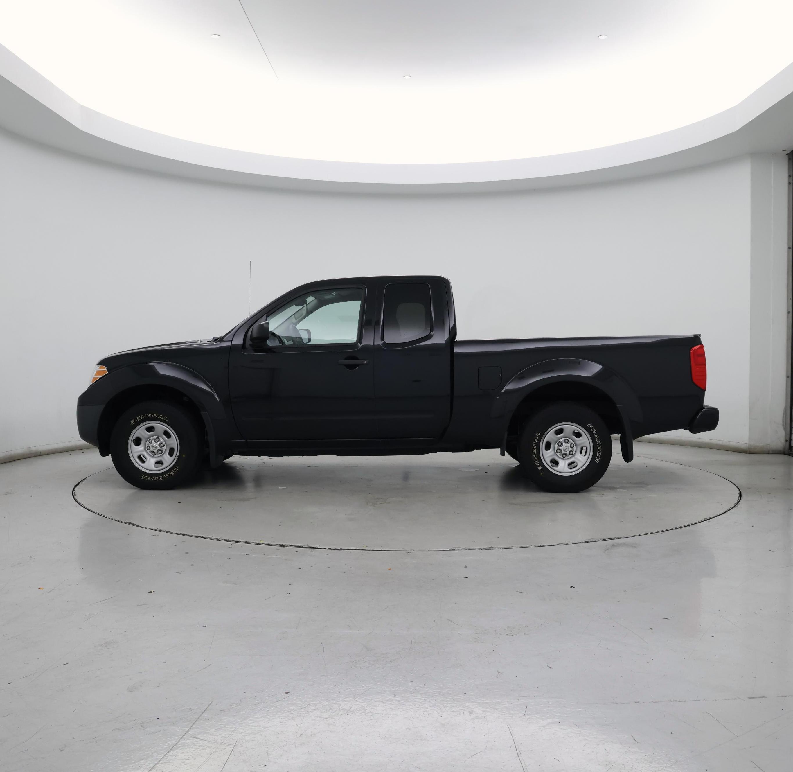 Thumbnail: 2019 Nissan Frontier - 3