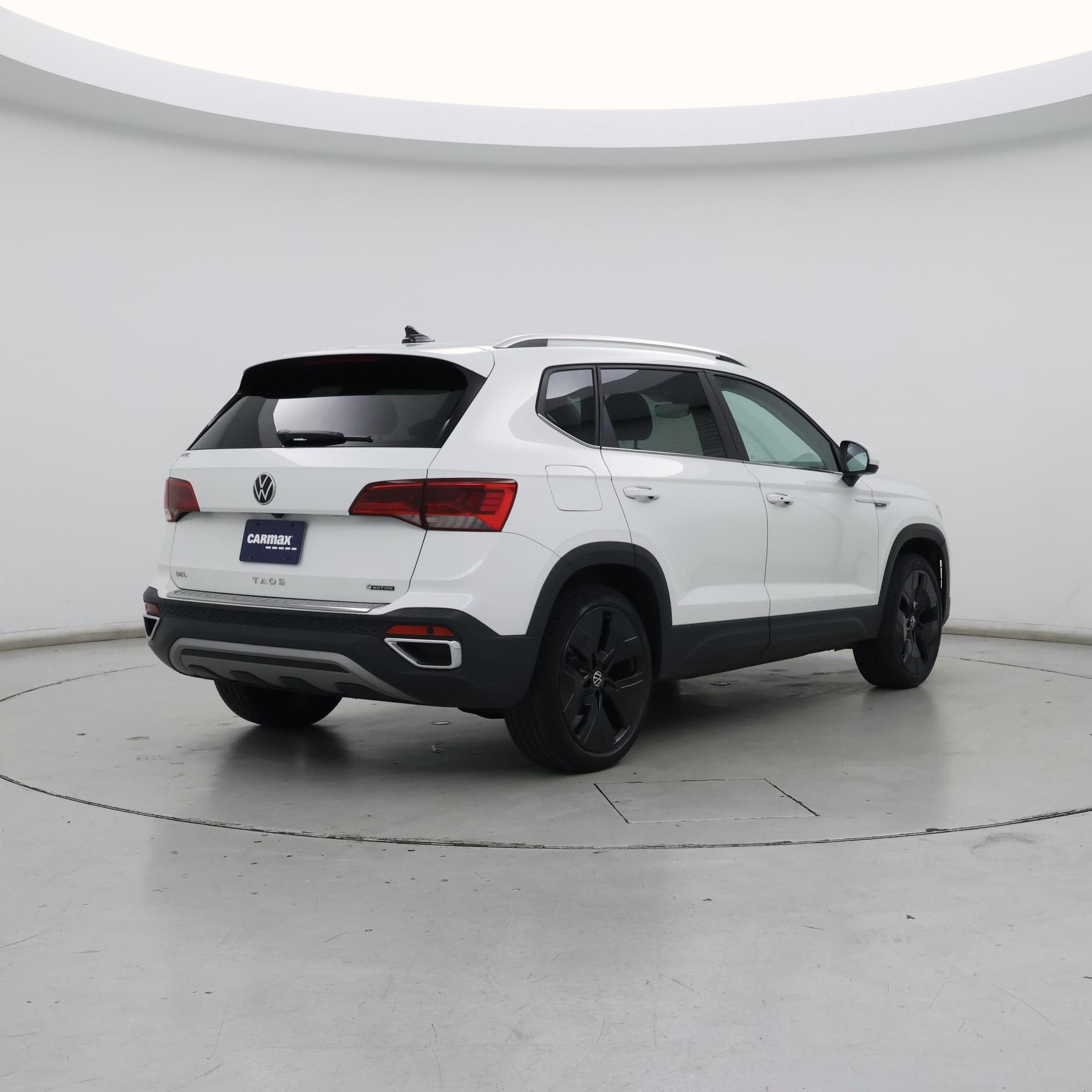 Thumbnail: 2023 Volkswagen Taos - 8