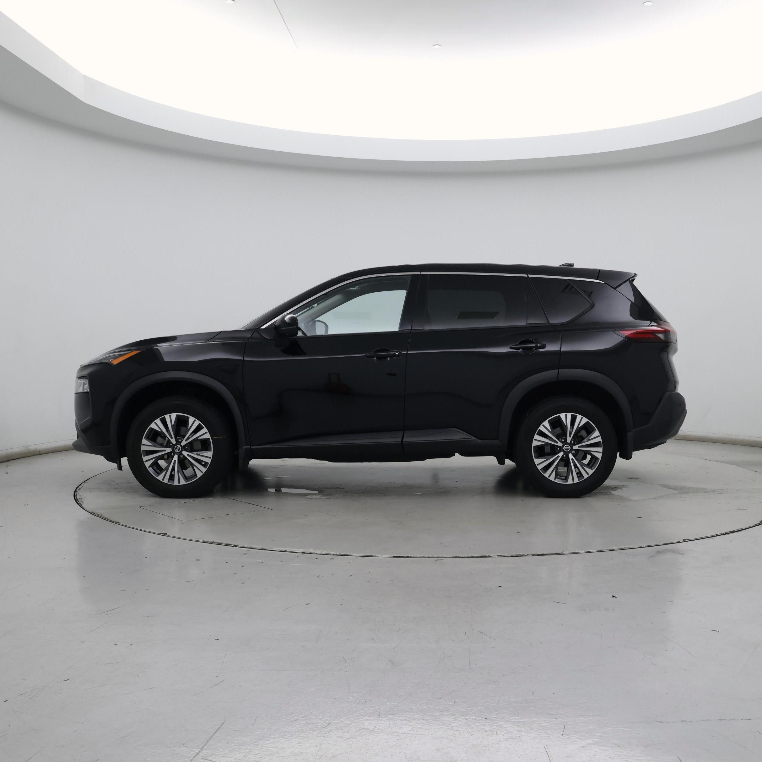 Thumbnail: 2021 Nissan Rogue - 3