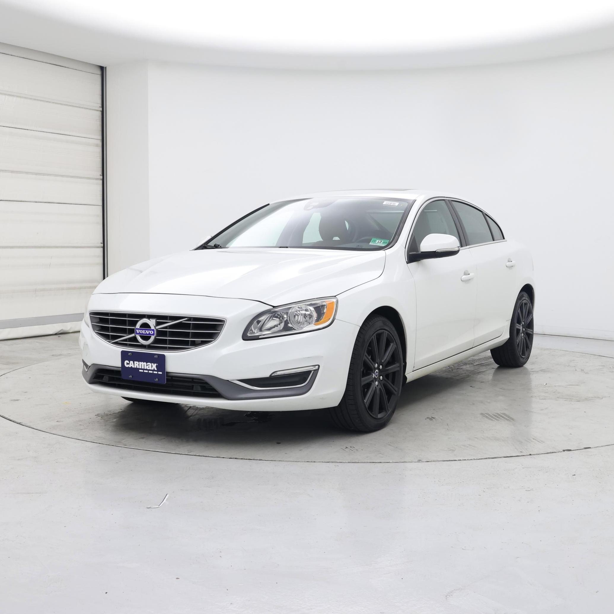 Thumbnail: 2018 Volvo S60 - 4