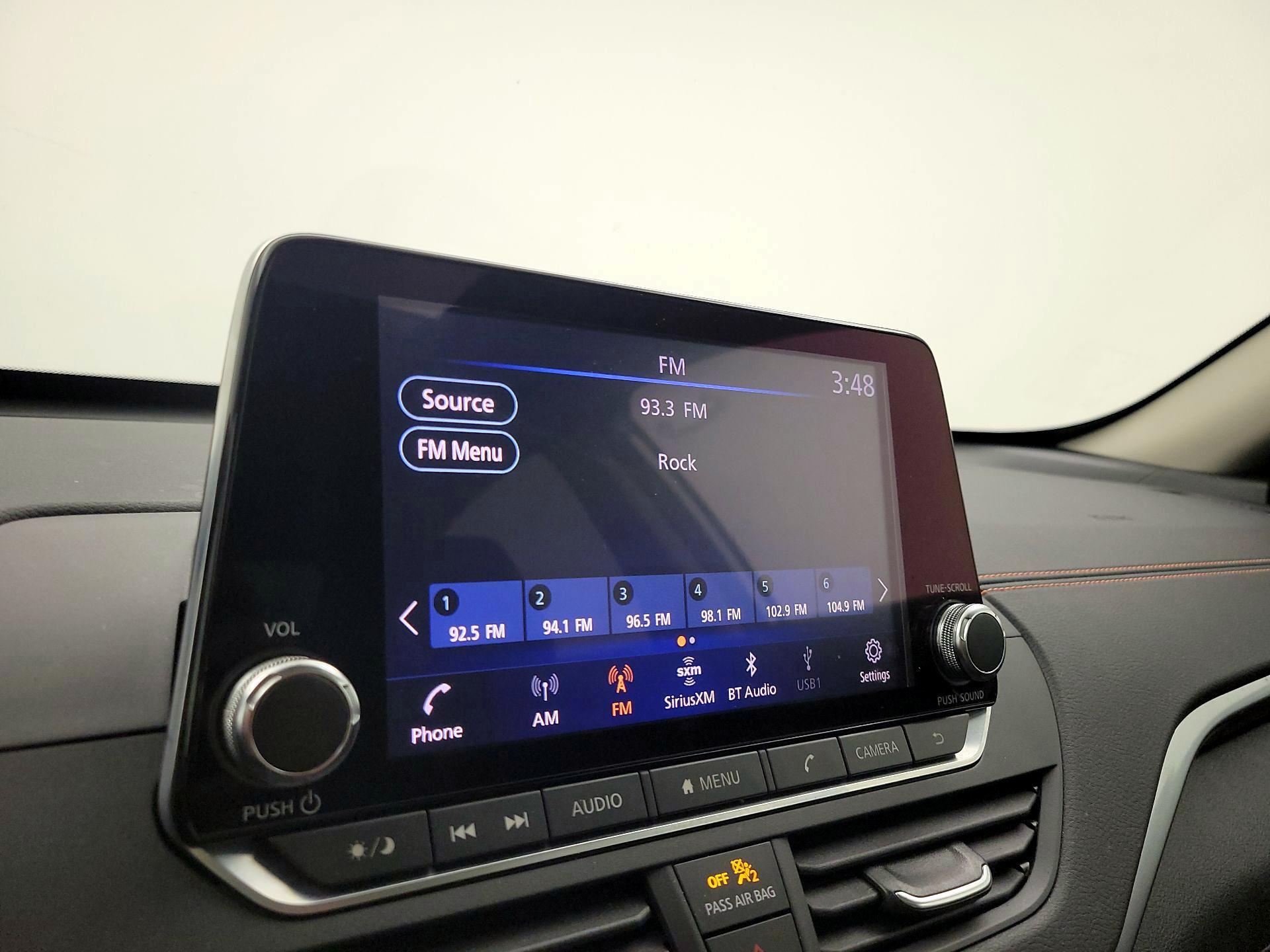 Thumbnail: 2019 Nissan Altima - 15
