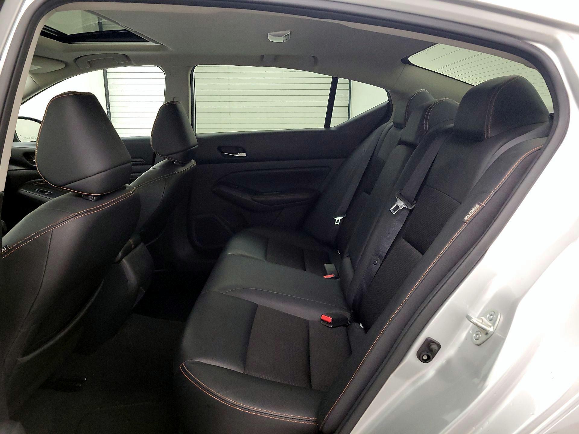 Thumbnail: 2019 Nissan Altima - 20