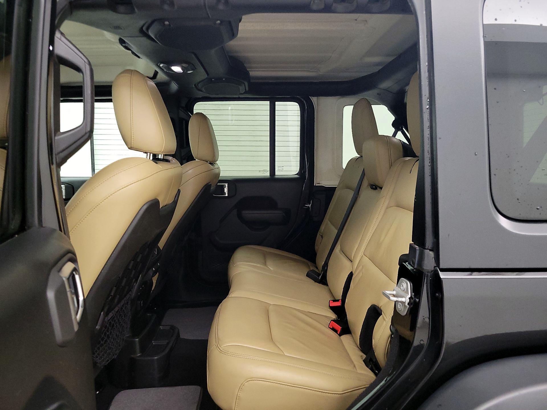 Thumbnail: 2018 Jeep Wrangler - 19