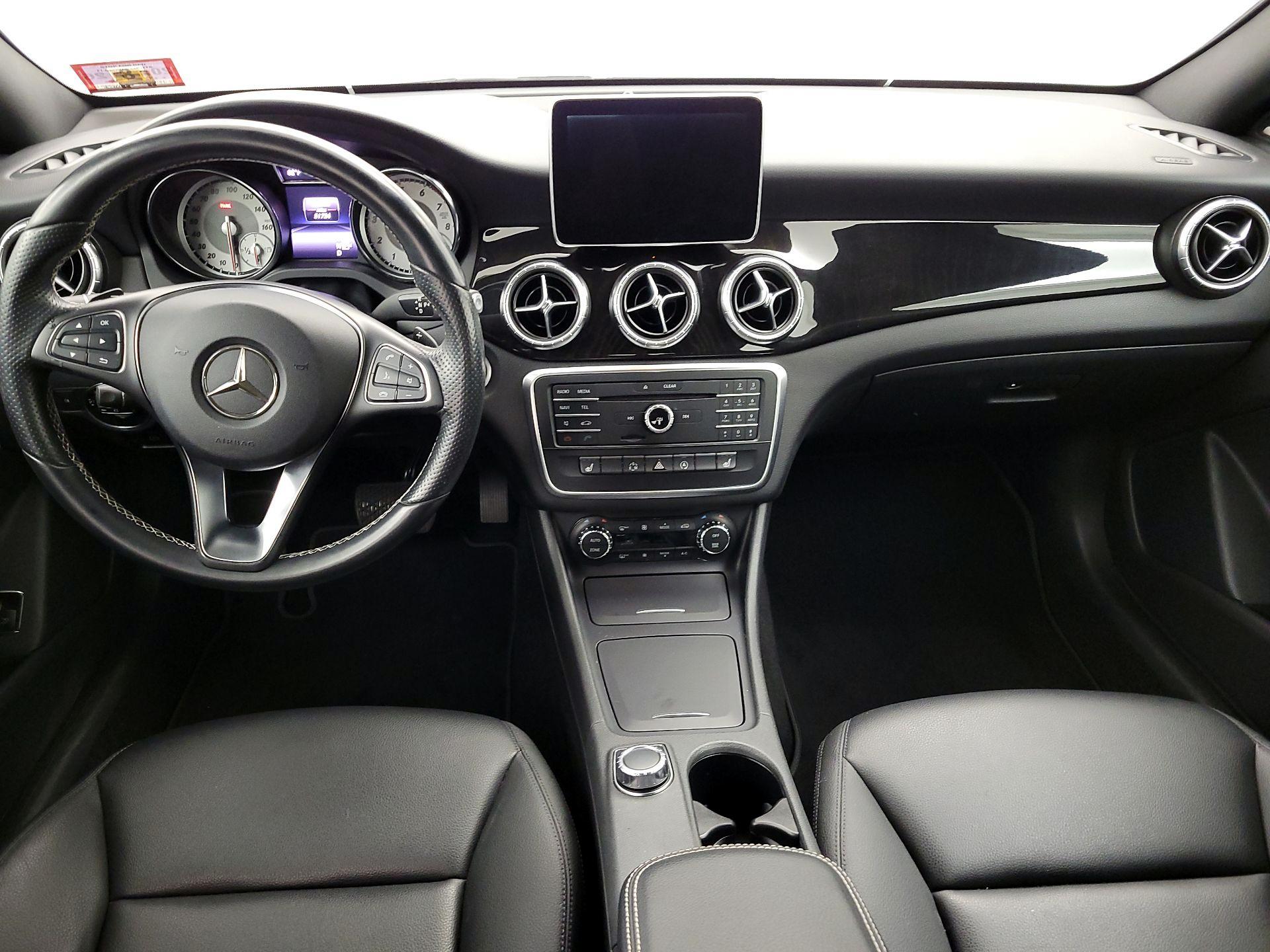 Thumbnail: 2015 Mercedes-Benz CLA - 9