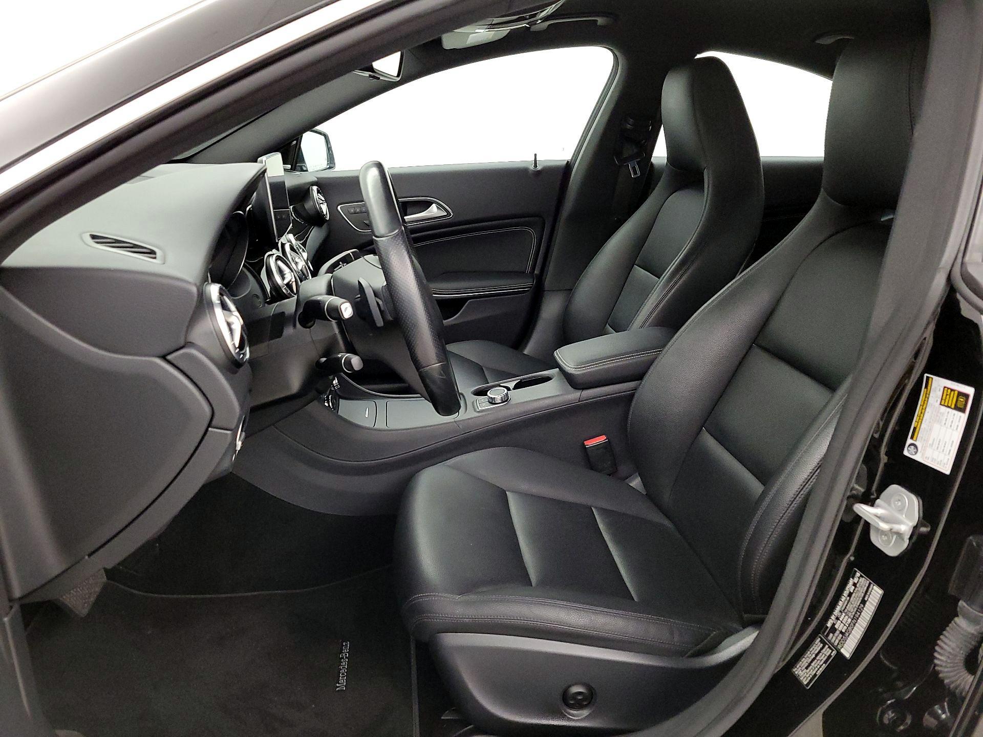 Thumbnail: 2015 Mercedes-Benz CLA - 11