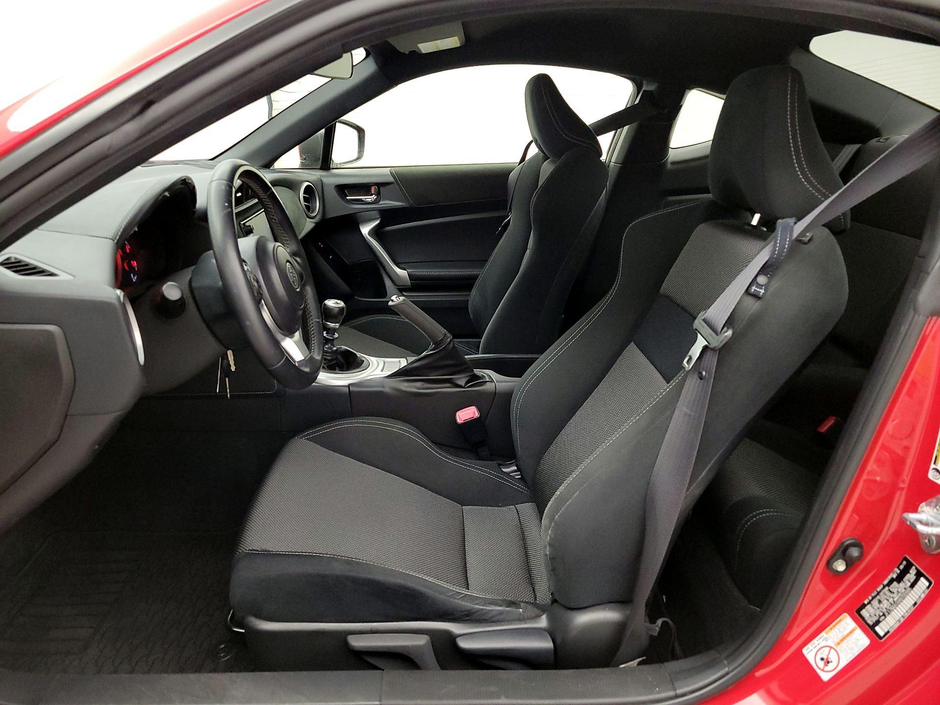 Thumbnail: 2017 Toyota 86 - 11