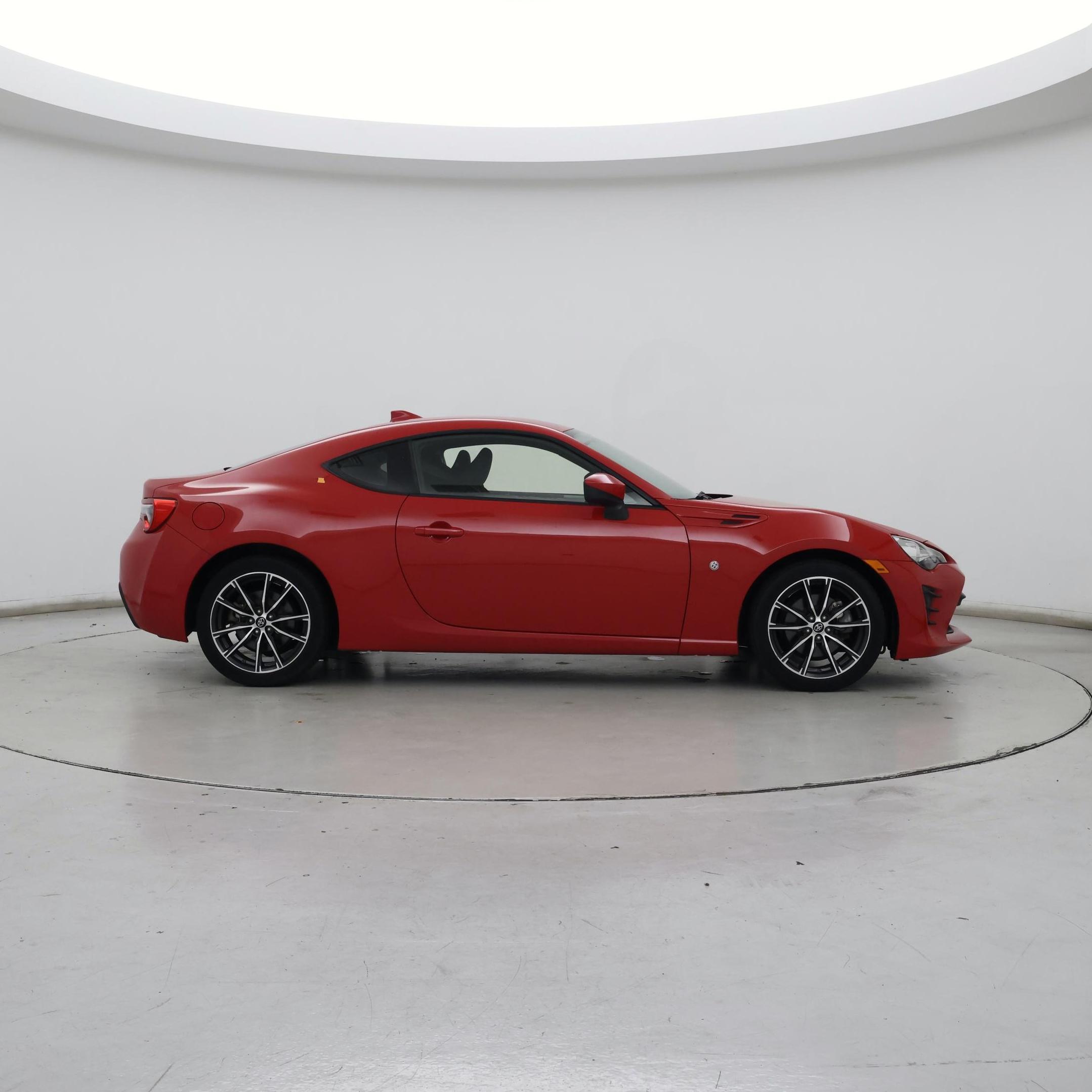 Thumbnail: 2017 Toyota 86 - 7