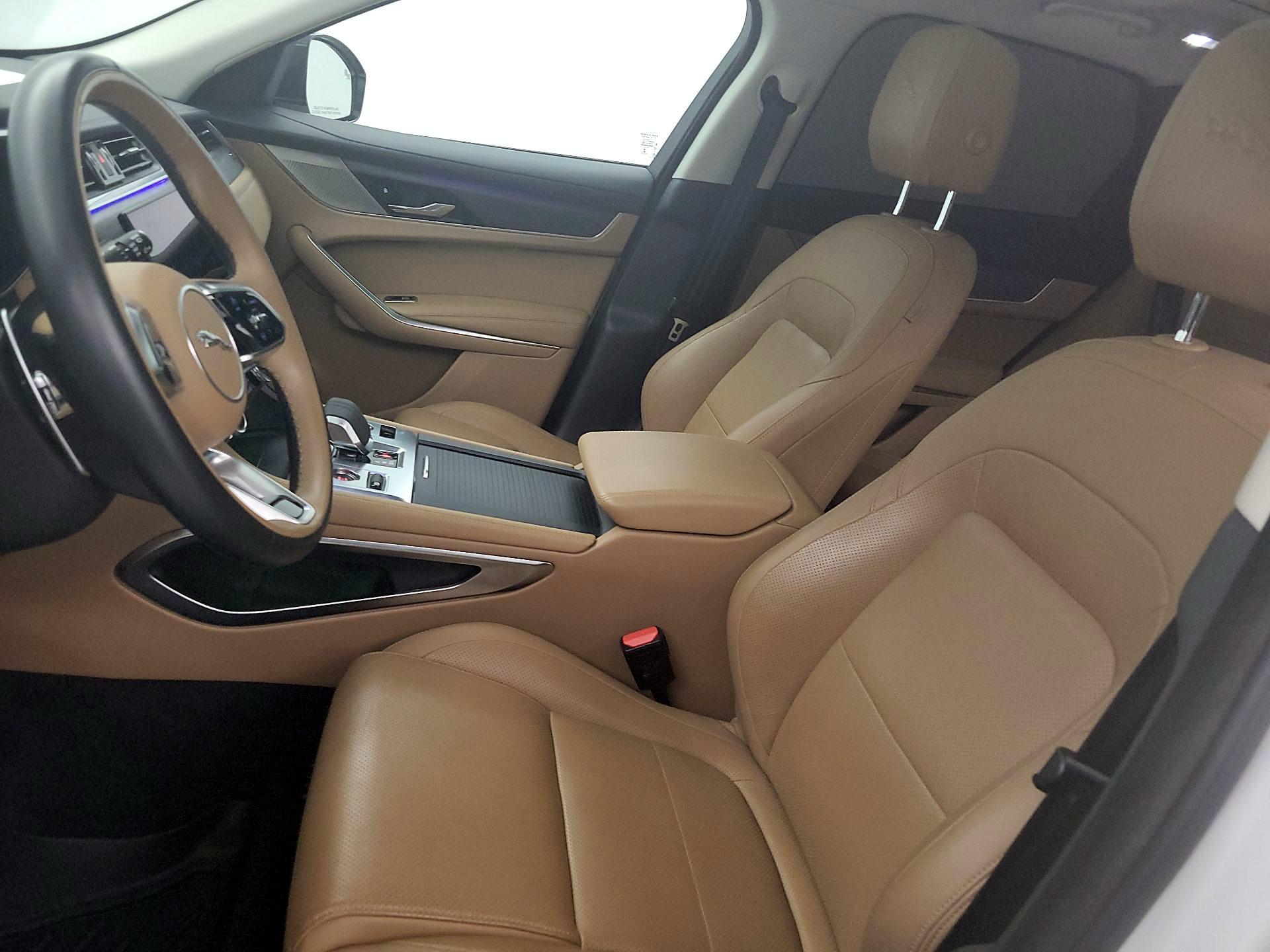 Thumbnail: 2023 Jaguar F-Pace - 11