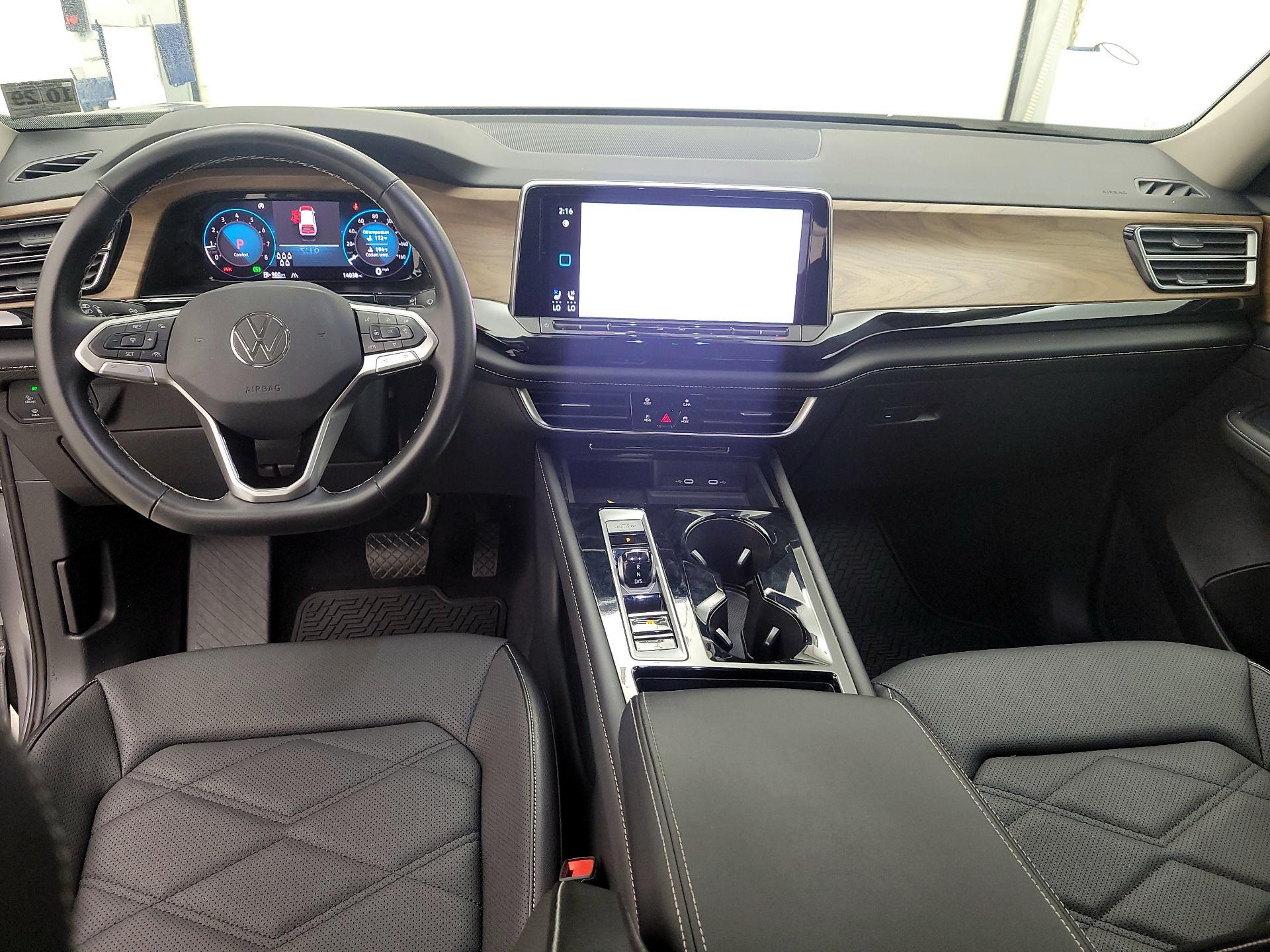 Thumbnail: 2024 Volkswagen Atlas - 9