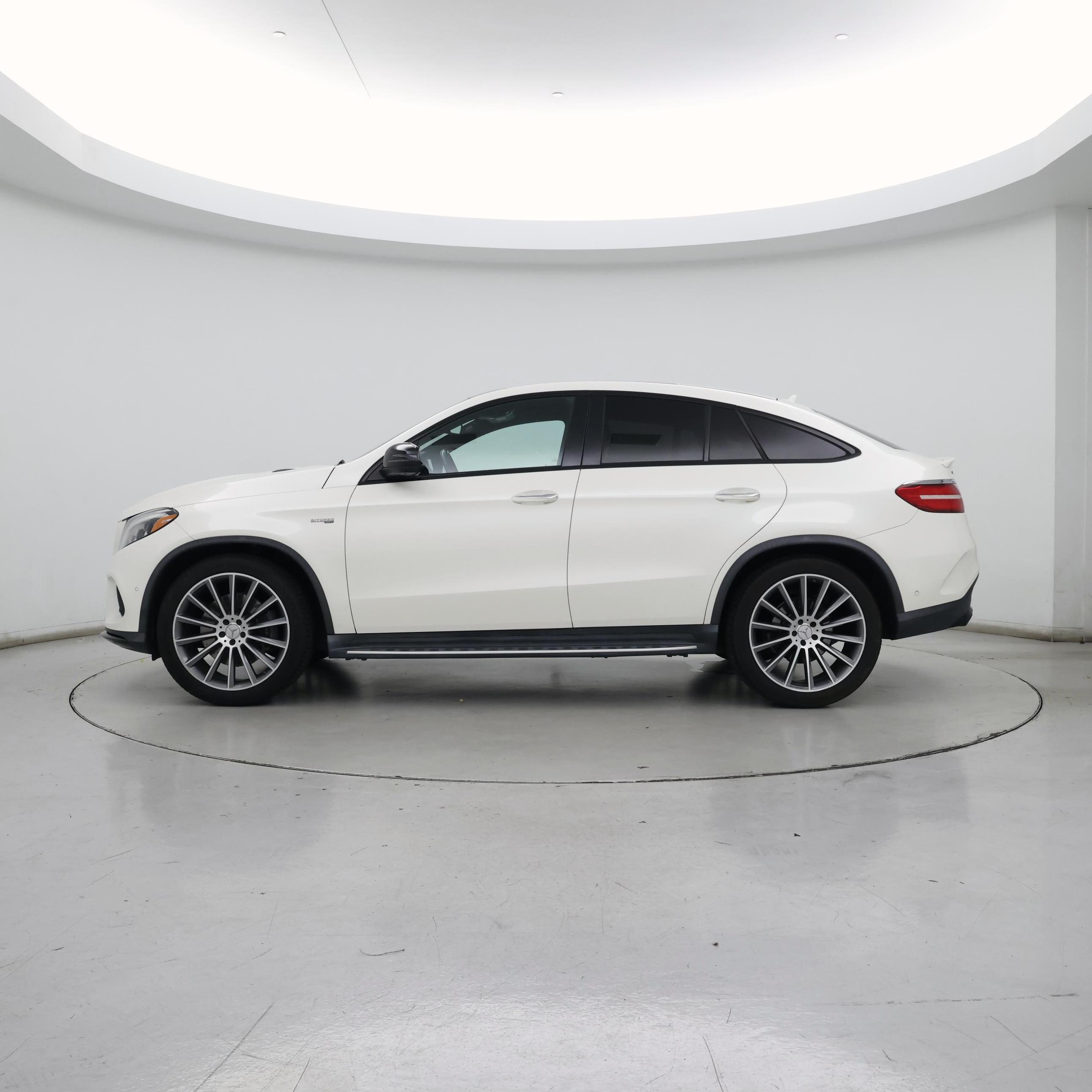 Thumbnail: 2019 Mercedes-Benz GLE - 3