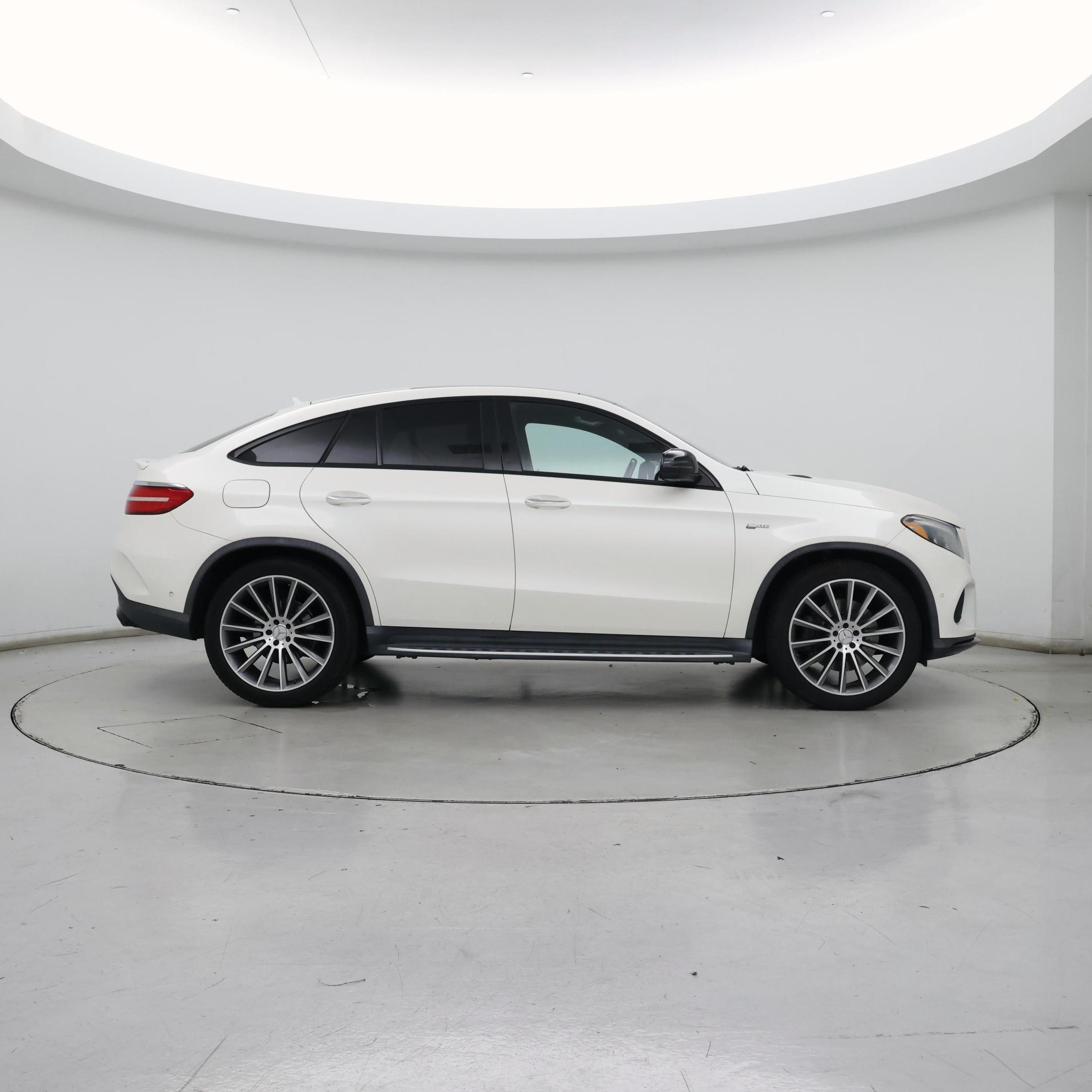 Thumbnail: 2019 Mercedes-Benz GLE - 7