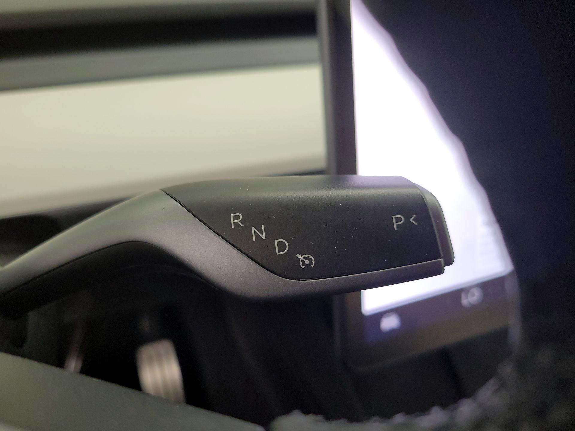 Thumbnail: 2022 Tesla Model Y - 17