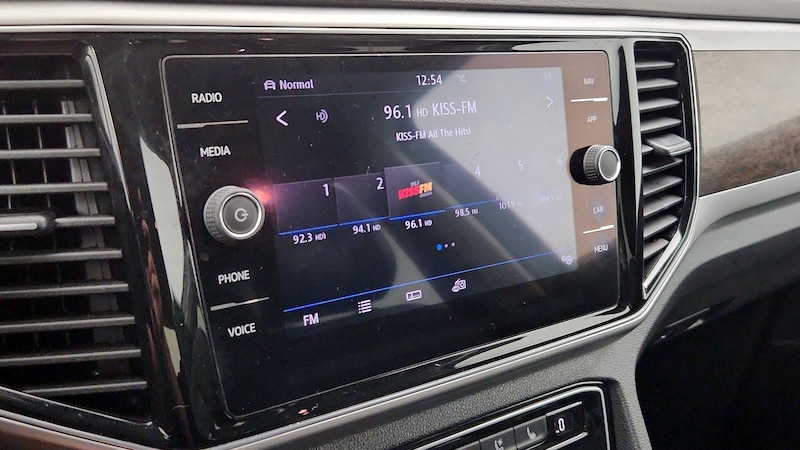 2018 Volkswagen Atlas SEL 16