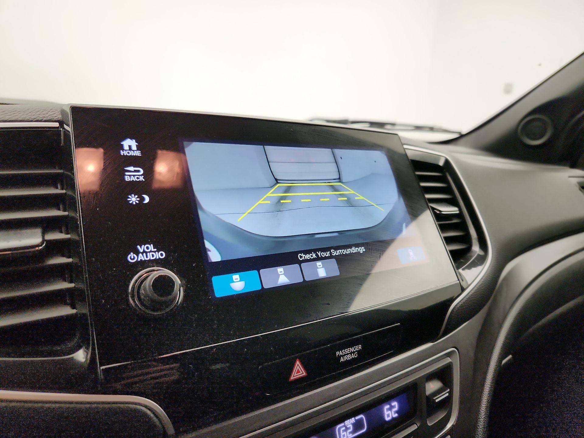 Thumbnail: 2019 Honda Passport - 14