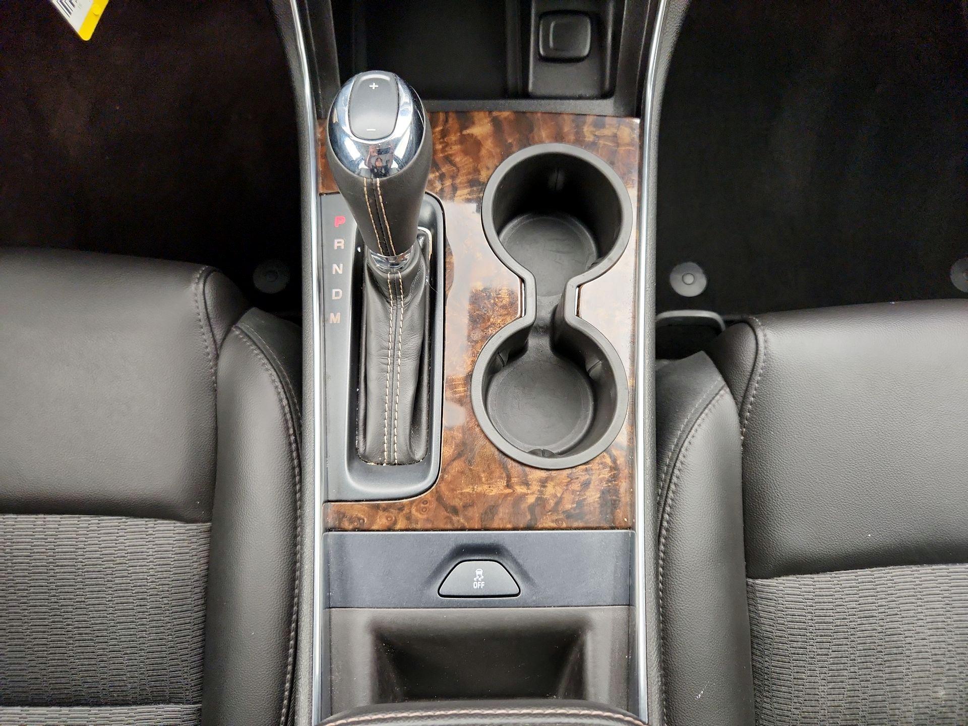 Thumbnail: 2015 Chevrolet Impala - 17