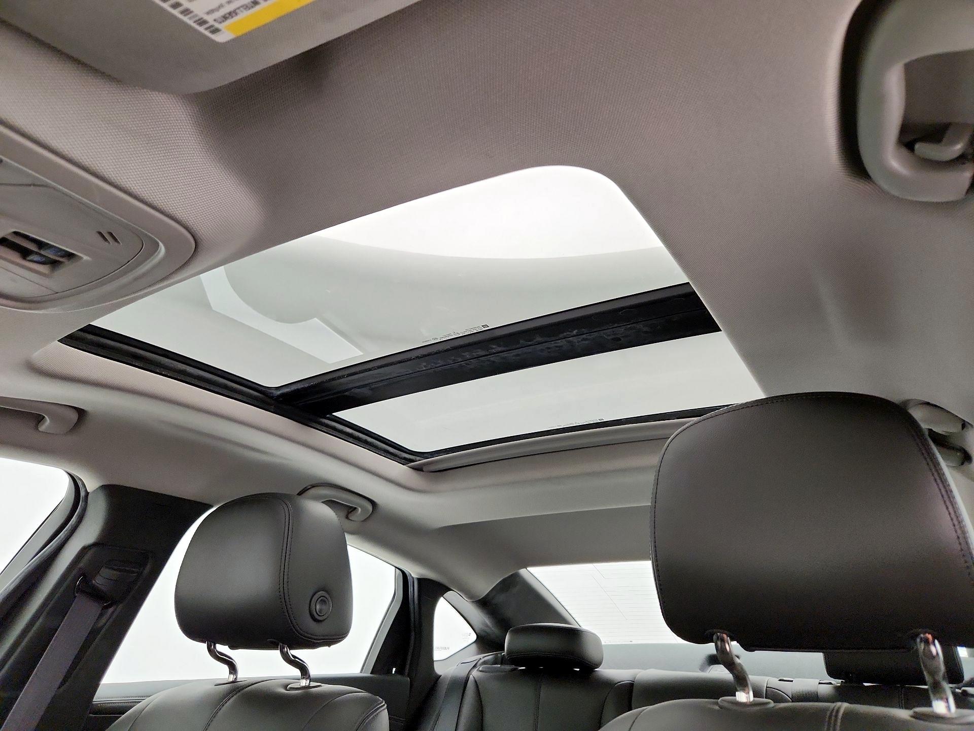 Thumbnail: 2015 Chevrolet Impala - 19