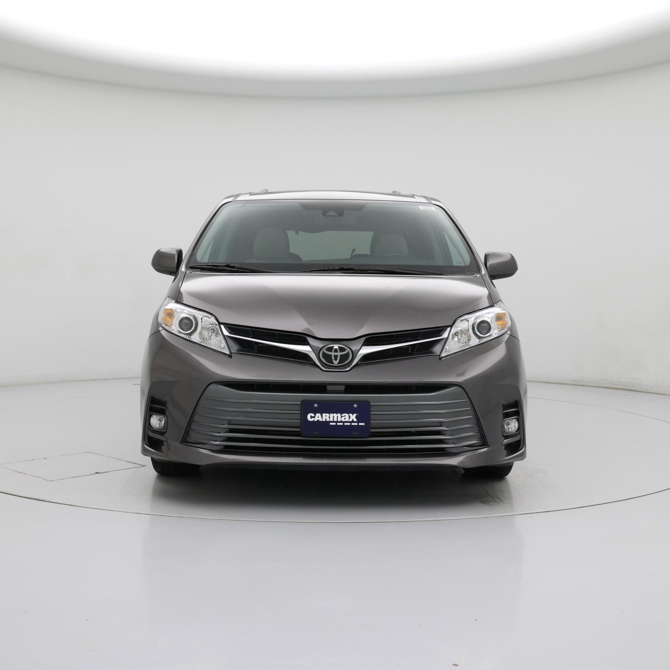Thumbnail: 2019 Toyota Sienna - 5