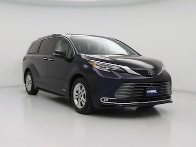 2021 Toyota Sienna Platinum -
                Omaha, NE