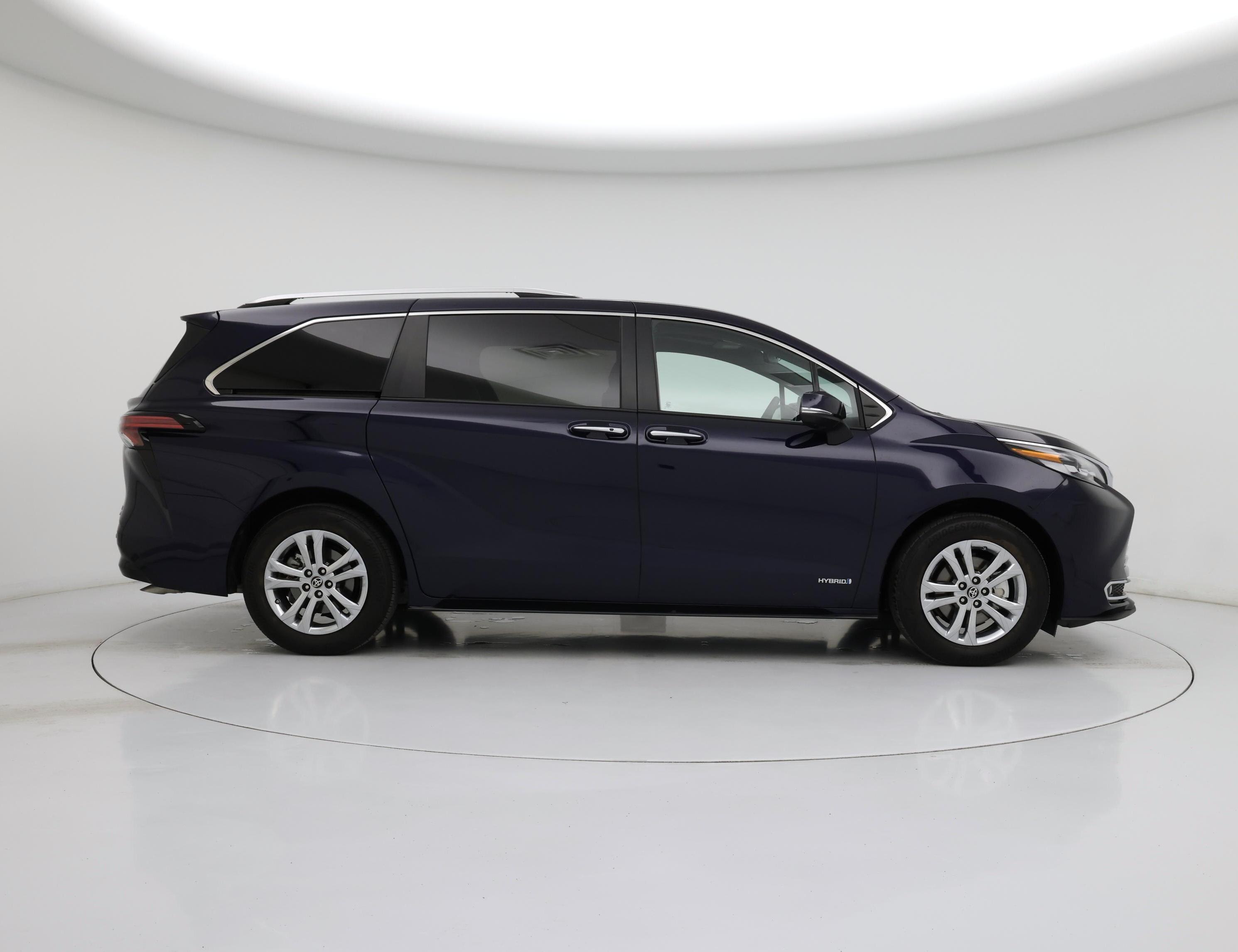 Thumbnail: 2021 Toyota Sienna - 7