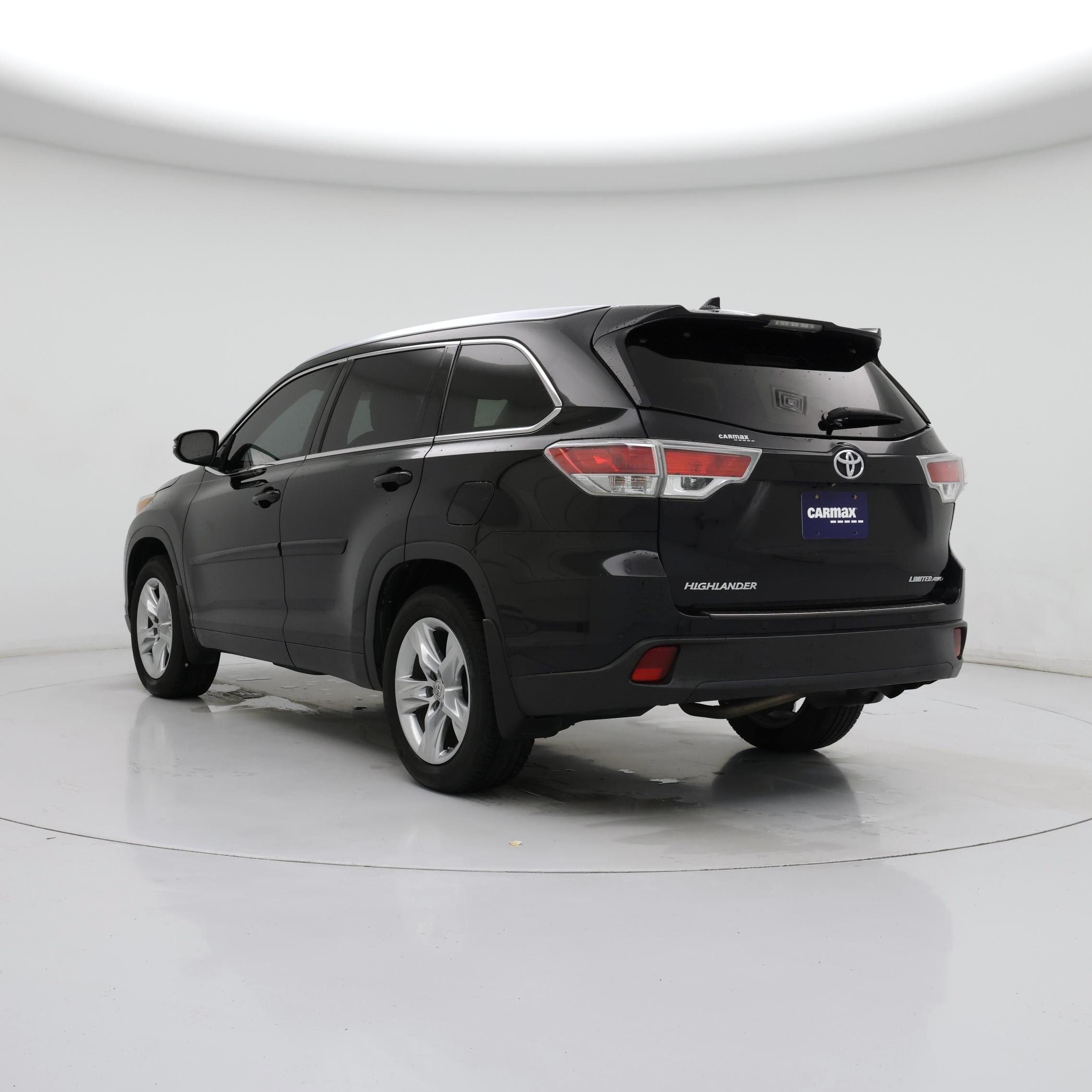 Thumbnail: 2015 Toyota Highlander - 2