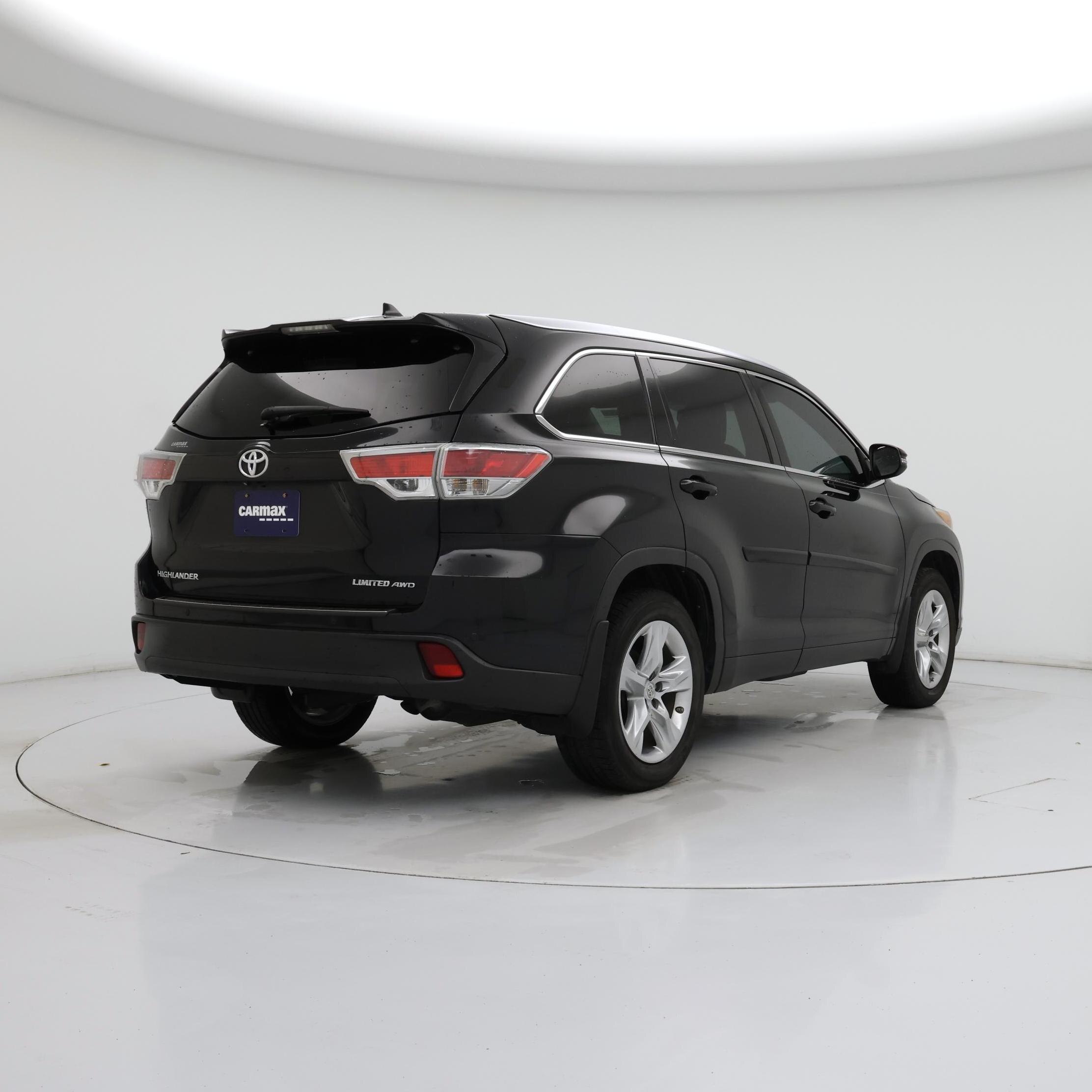 Thumbnail: 2015 Toyota Highlander - 8