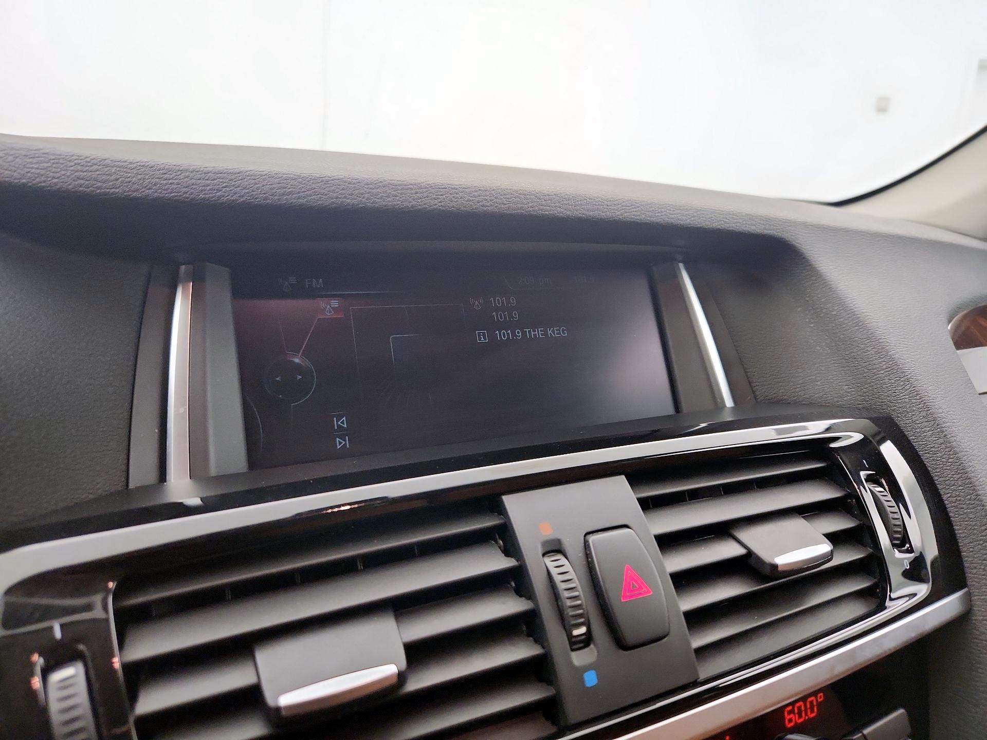 Thumbnail: 2016 BMW X3 - 16