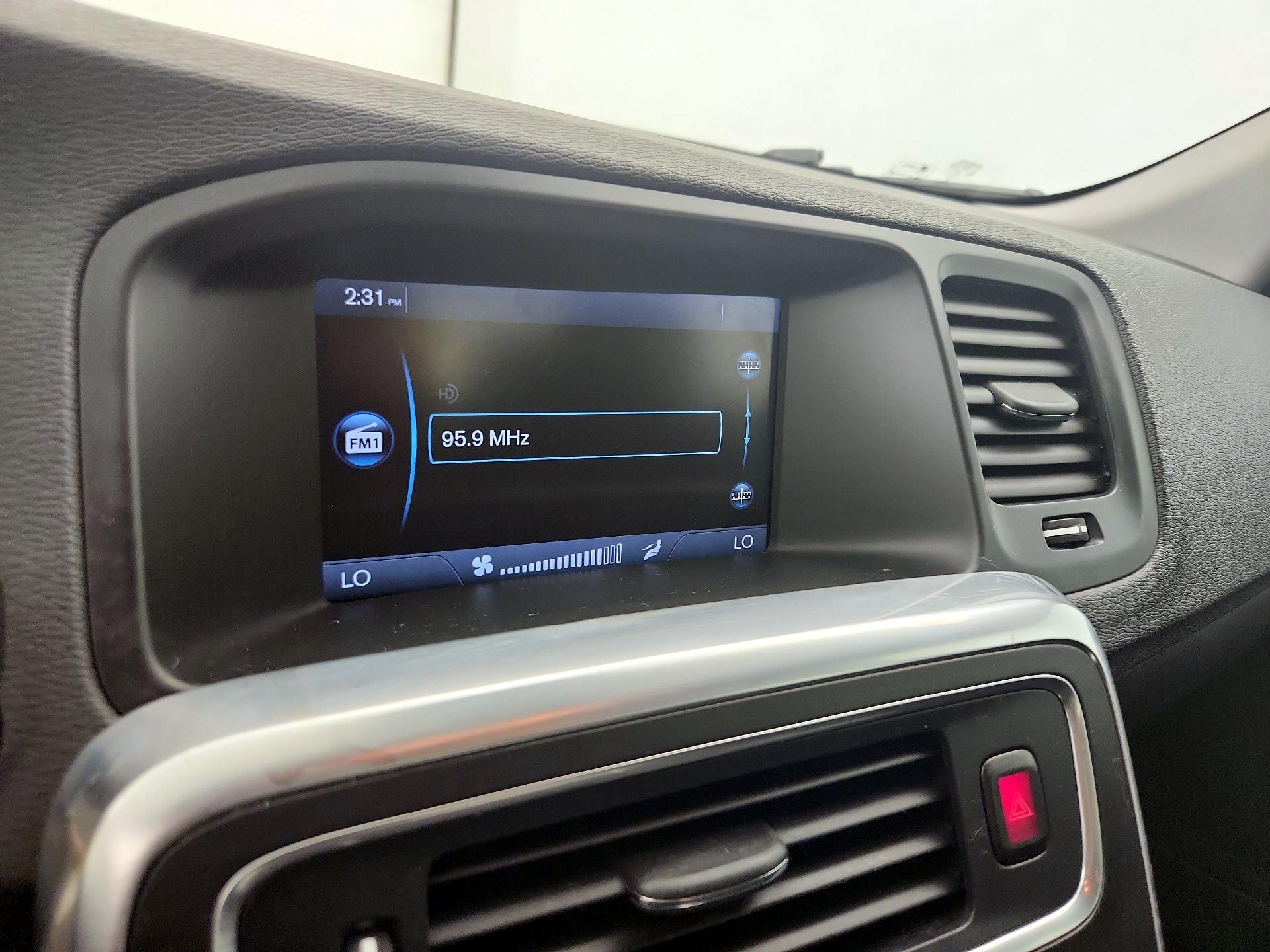 Thumbnail: 2014 Volvo S60 - 14