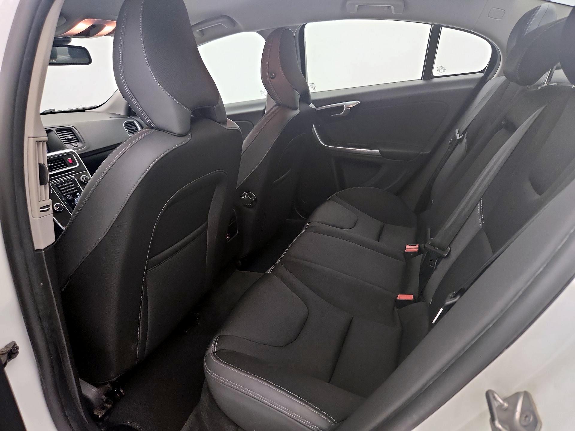 Thumbnail: 2014 Volvo S60 - 18