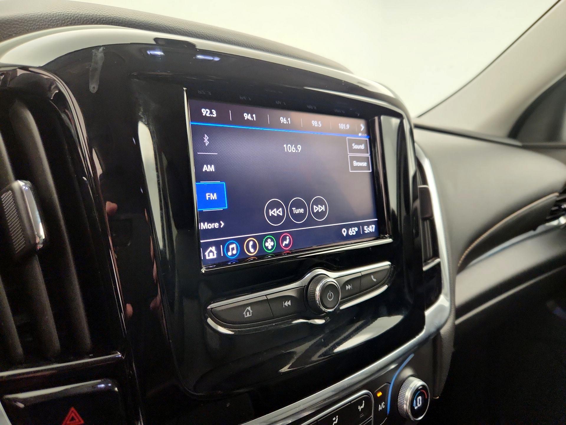Thumbnail: 2020 Chevrolet Traverse - 15