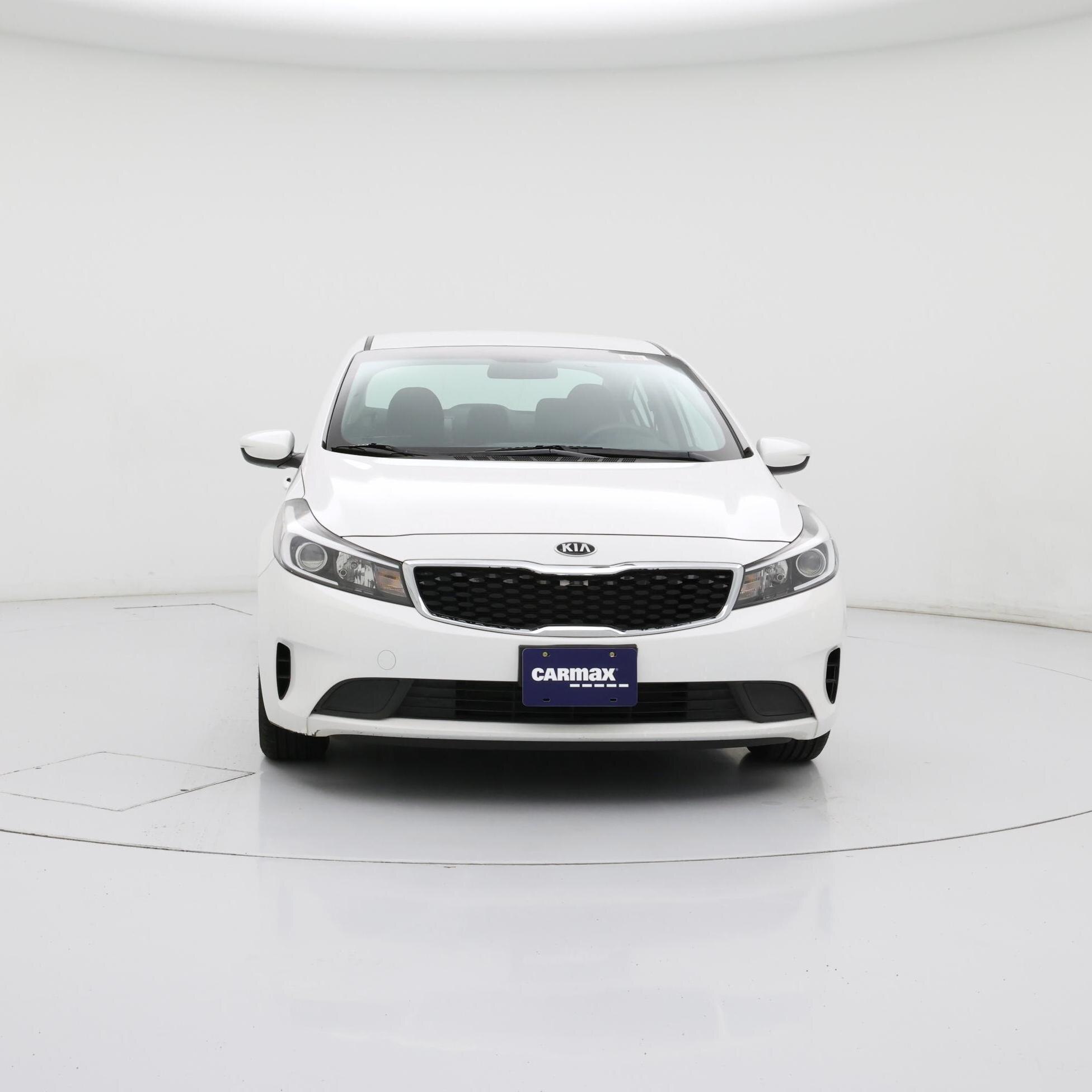 Thumbnail: 2017 Kia Forte - 5