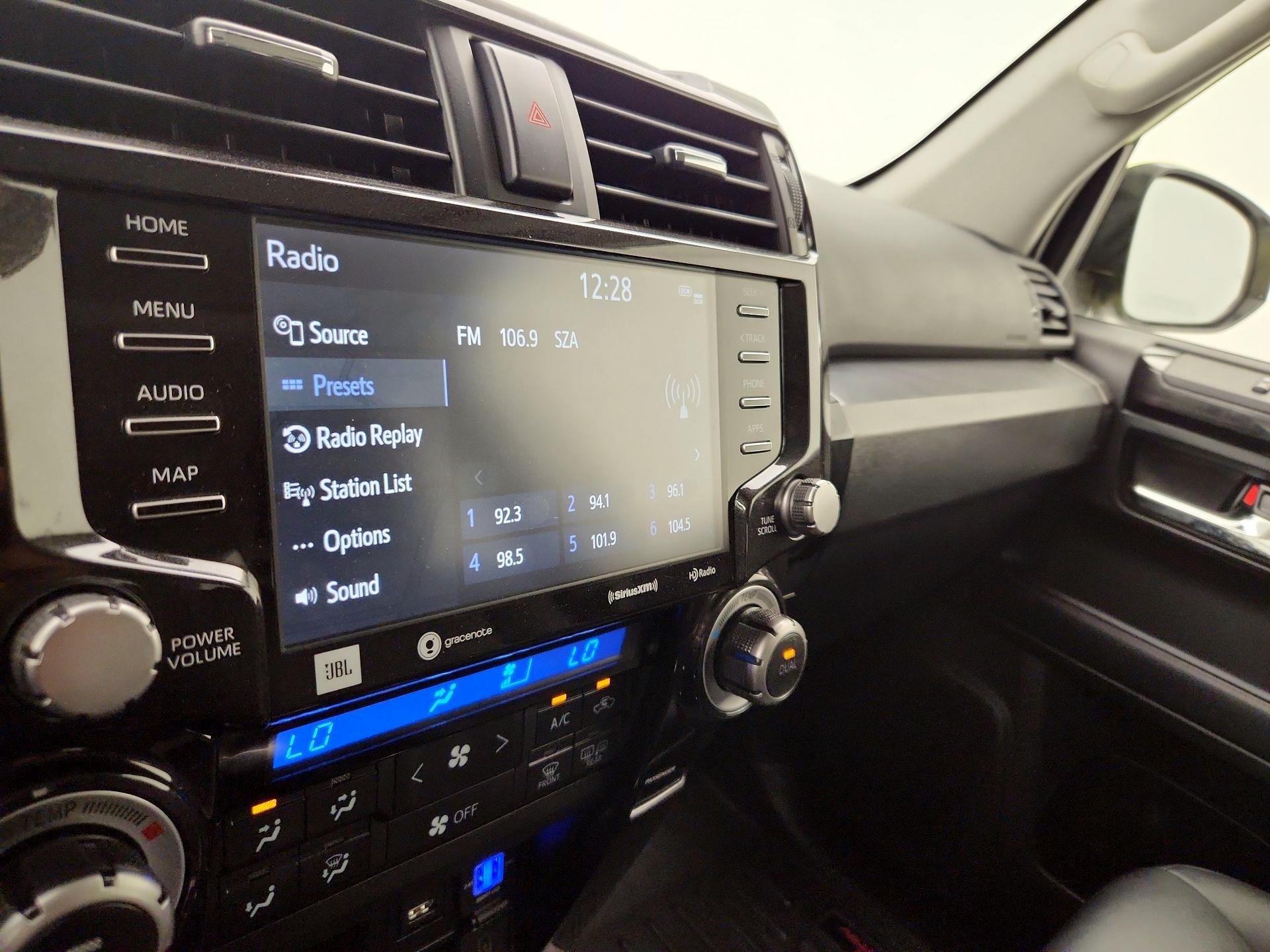 Thumbnail: 2022 Toyota 4Runner - 16