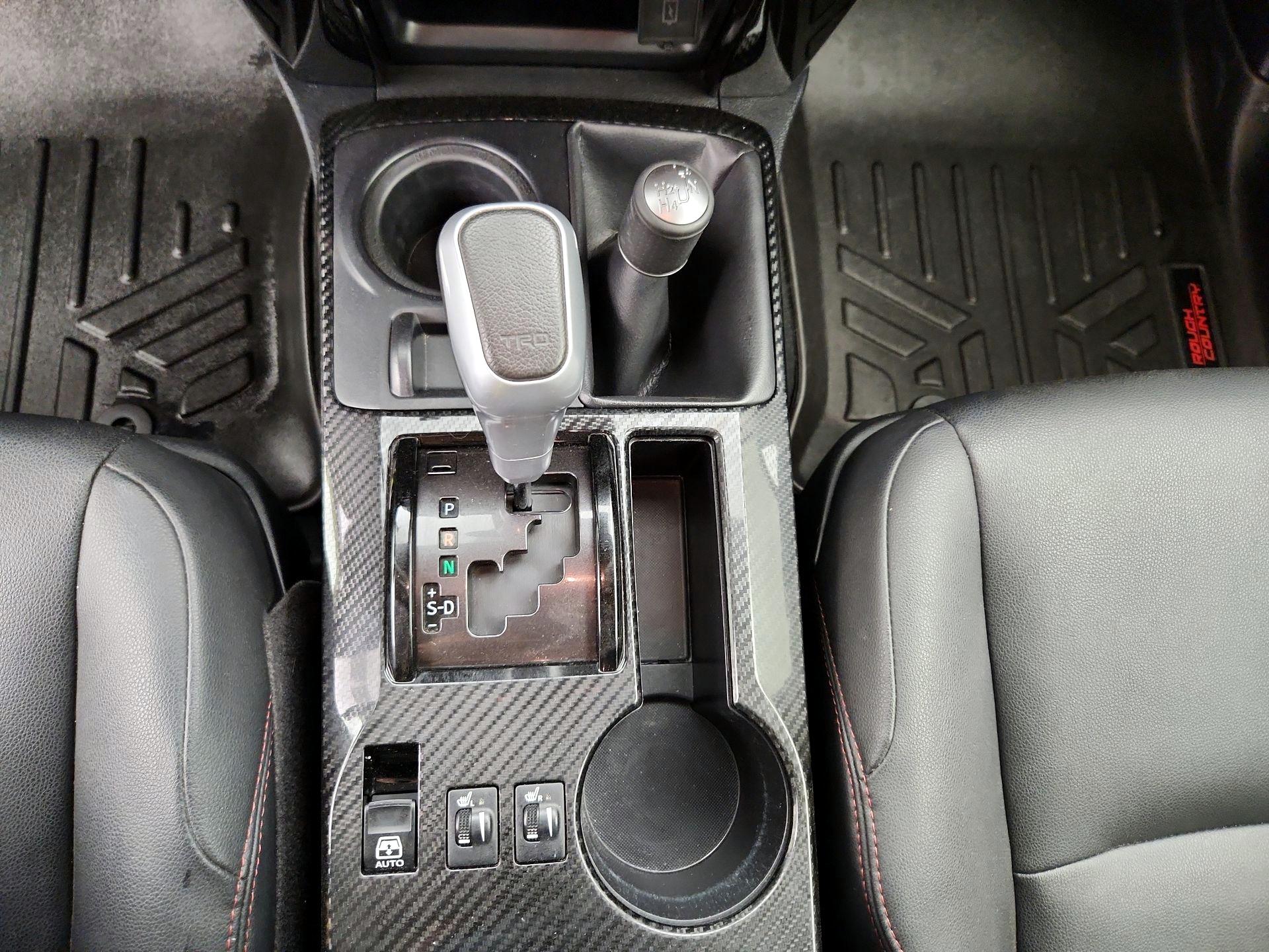 Thumbnail: 2022 Toyota 4Runner - 18