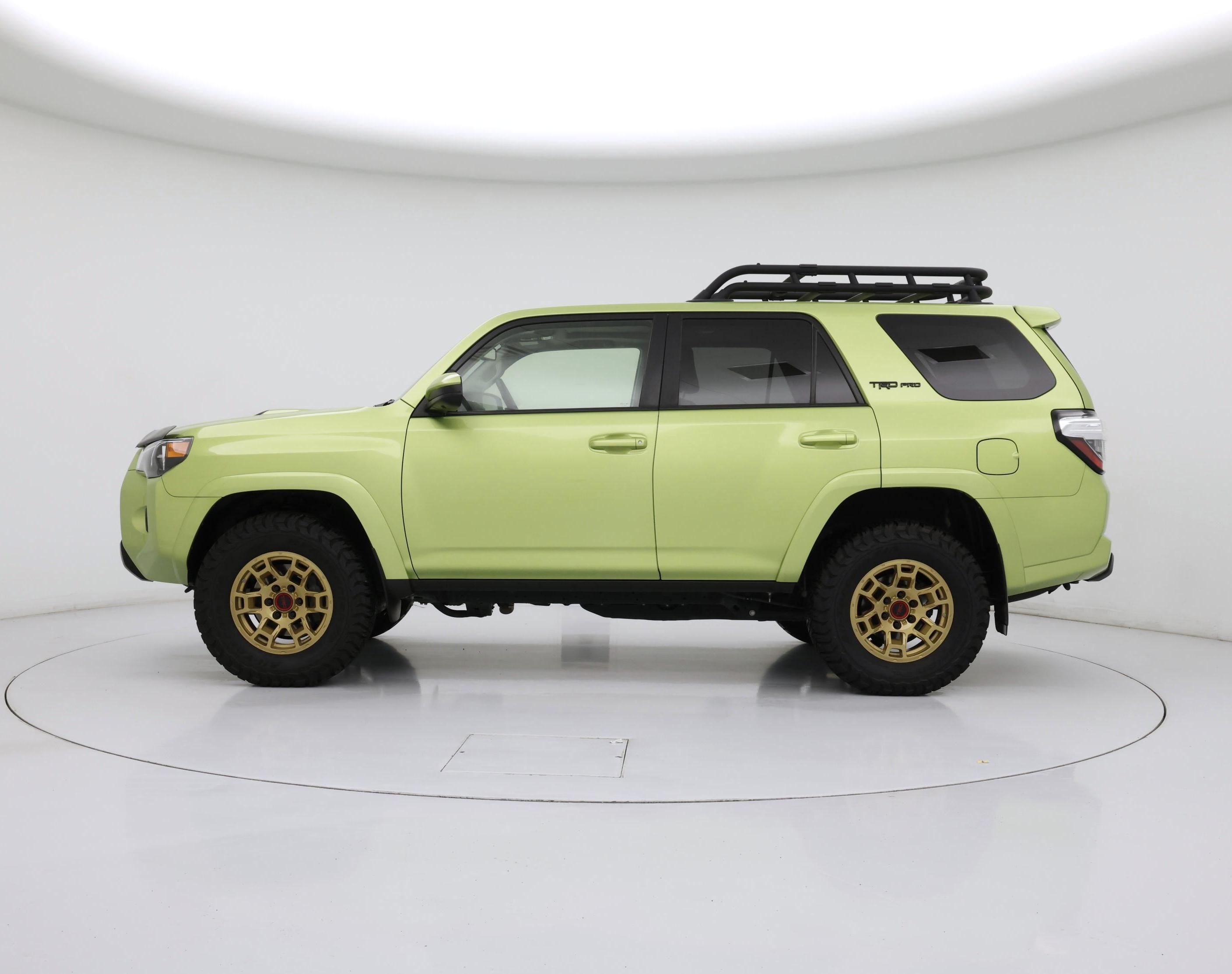 Thumbnail: 2022 Toyota 4Runner - 3