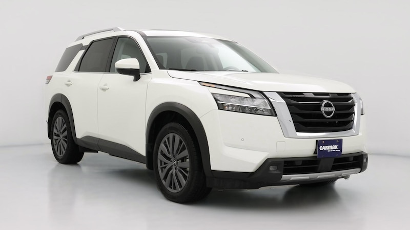 2022 Nissan Pathfinder SL Hero Image