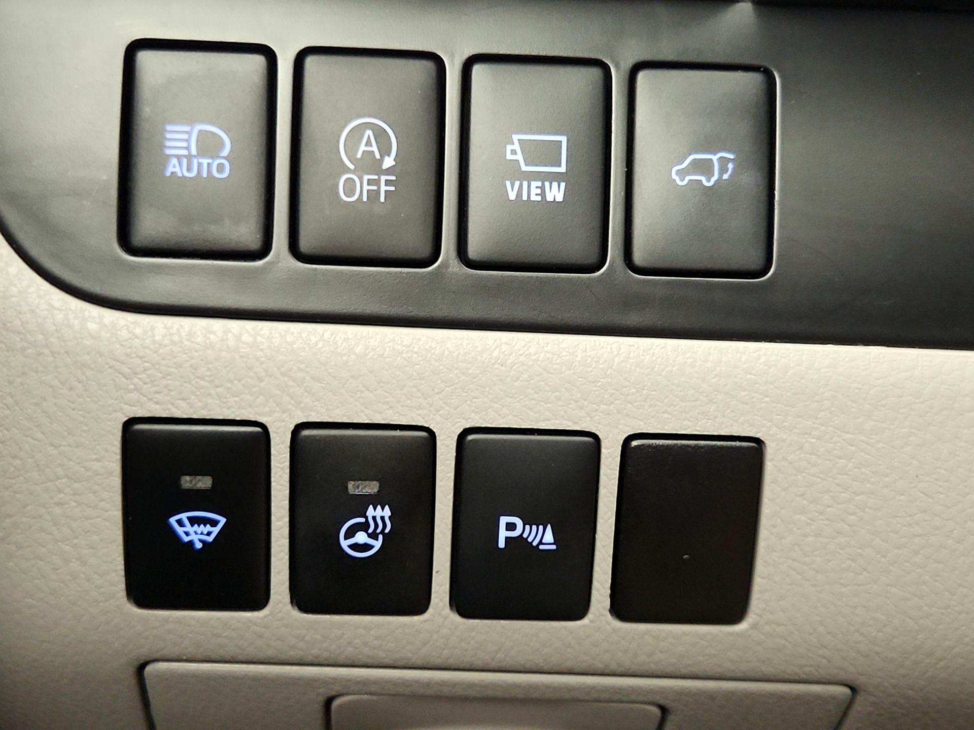 Thumbnail: 2018 Toyota Highlander - 13