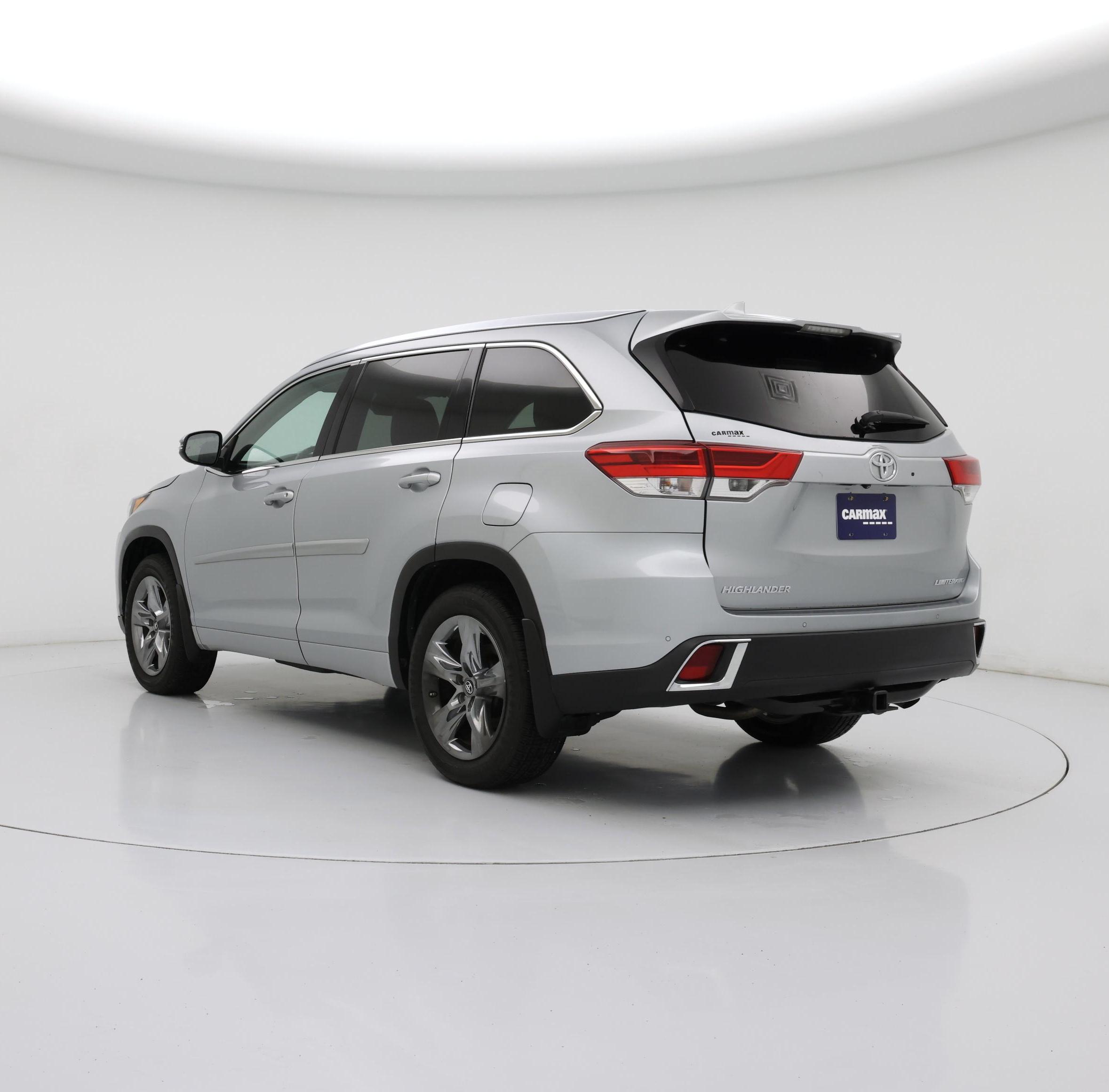 Thumbnail: 2018 Toyota Highlander - 2