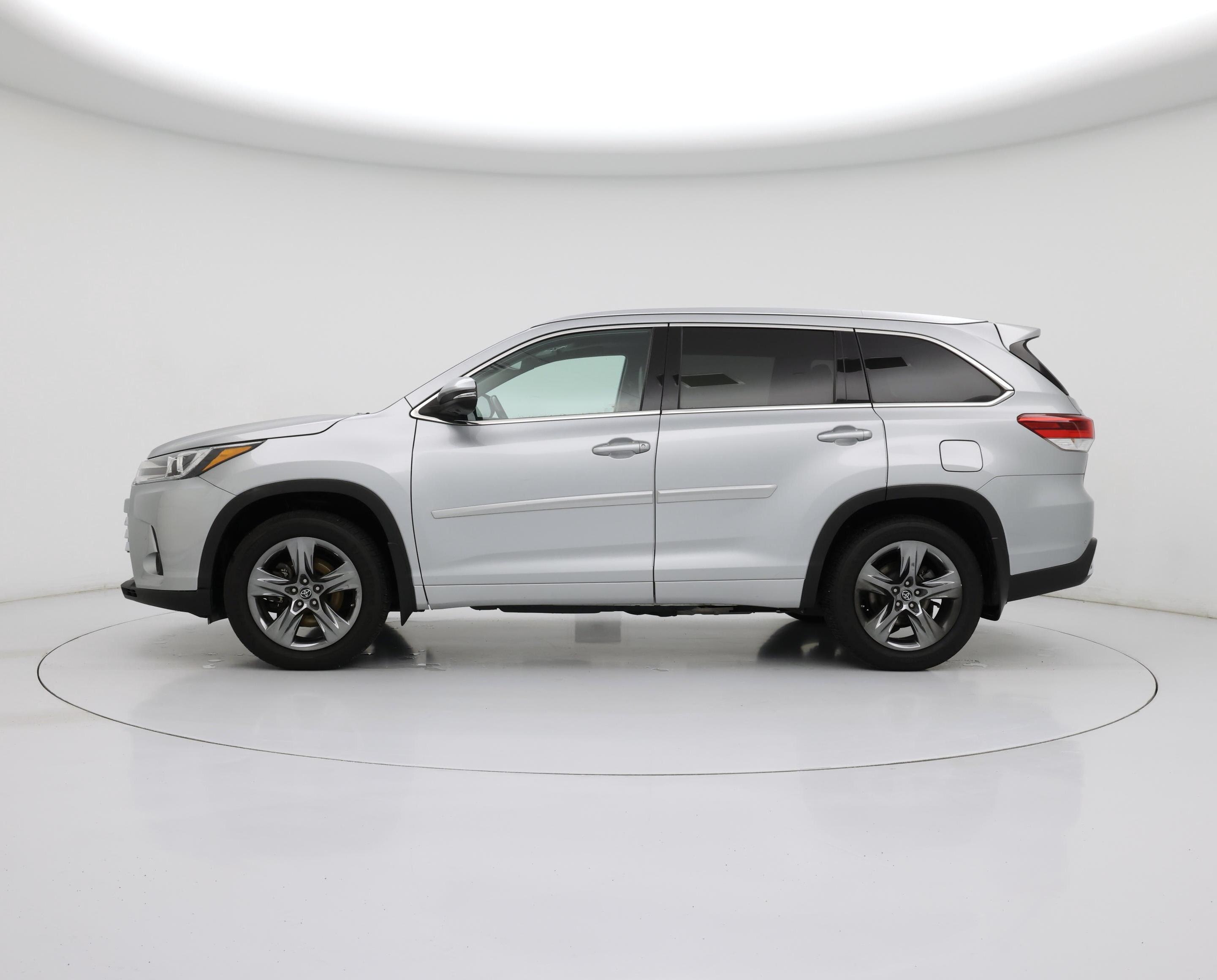 Thumbnail: 2018 Toyota Highlander - 3