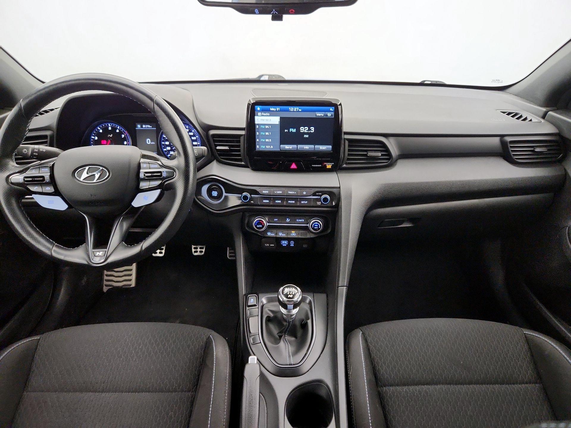 Thumbnail: 2020 Hyundai Veloster - 9